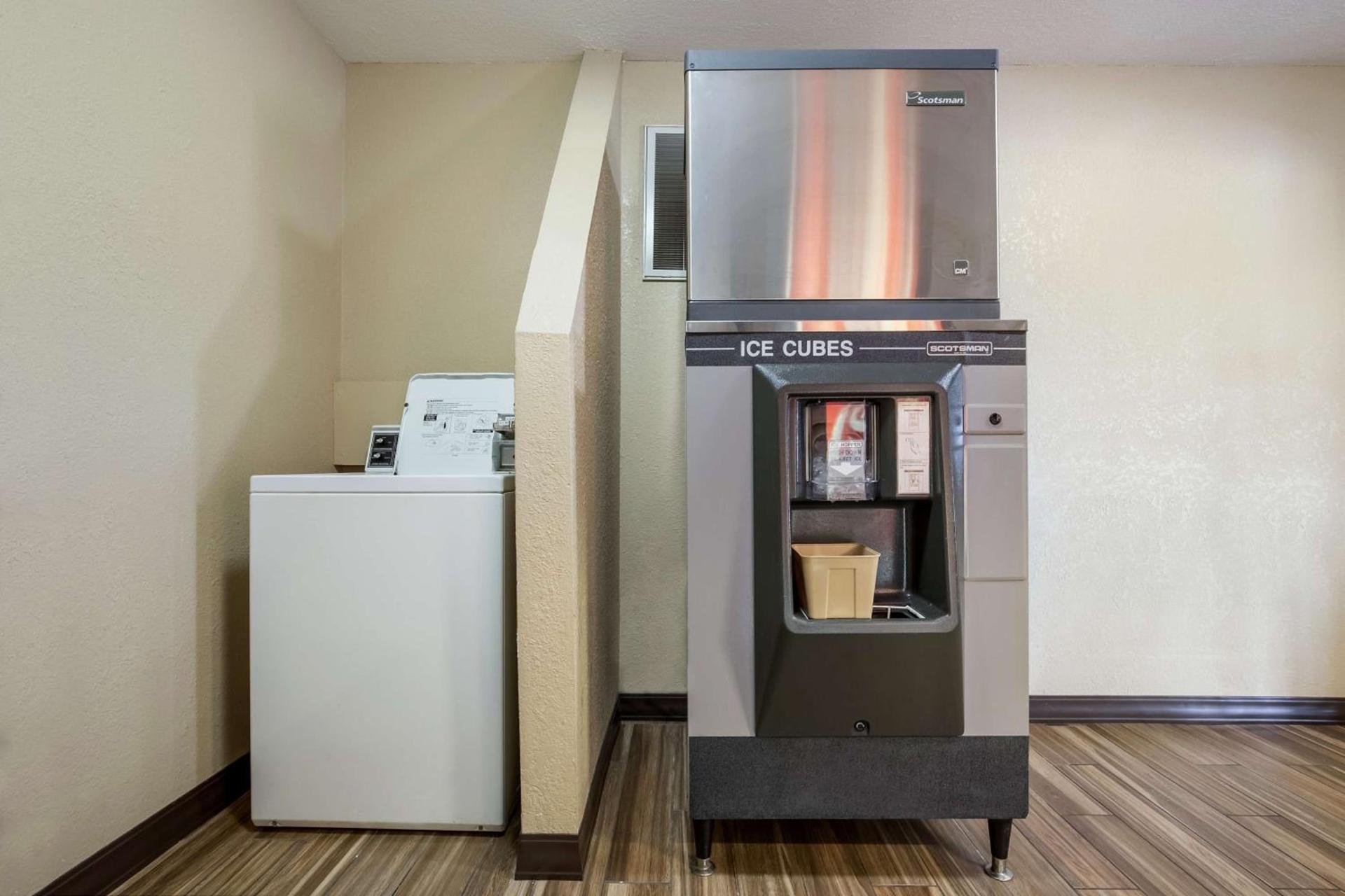 Best Western U.S. Inn photo 31
