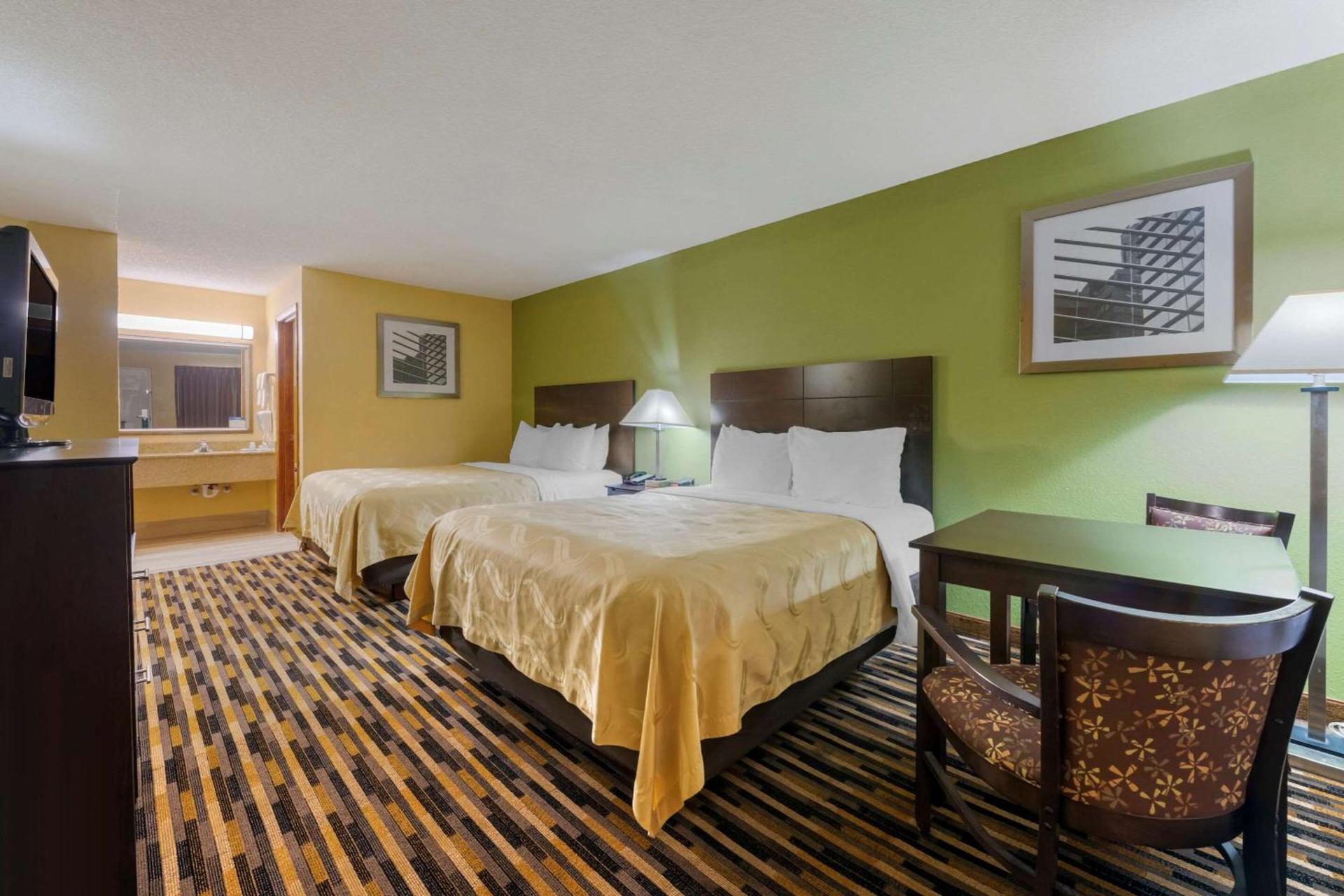 Quality Inn & Suites Mt Dora North photo 12