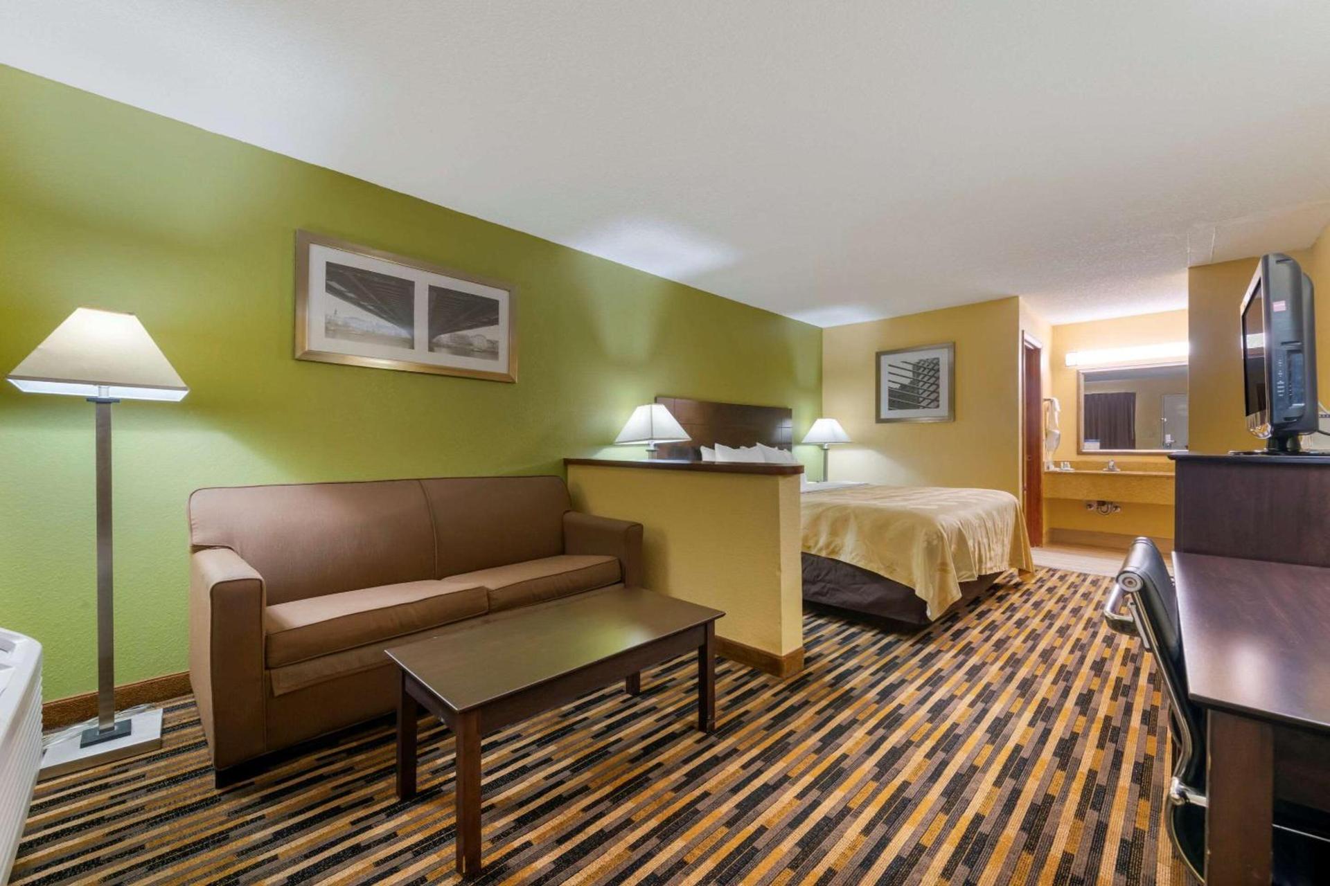 Quality Inn & Suites Mt Dora North photo 20