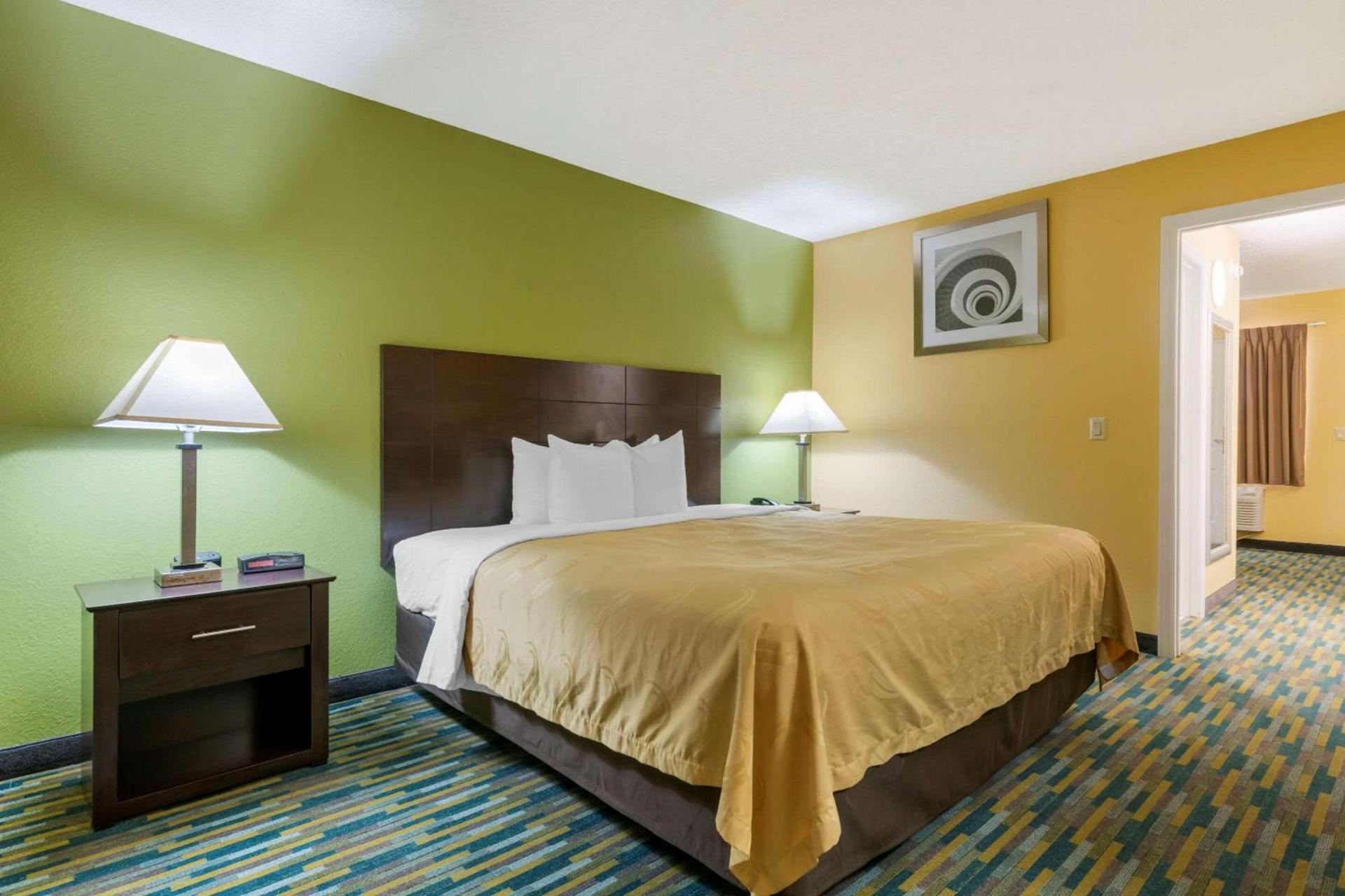 Quality Inn & Suites Mt Dora North photo 30