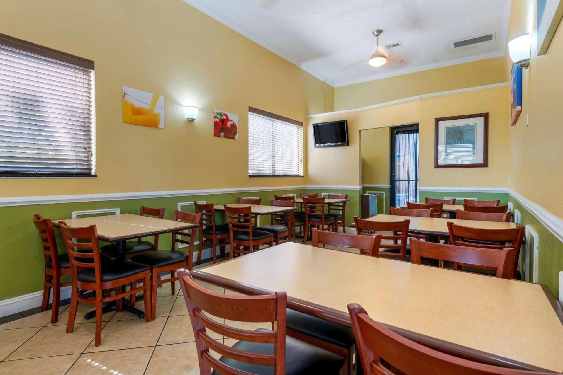 Quality Inn & Suites Mt Dora North photo 35