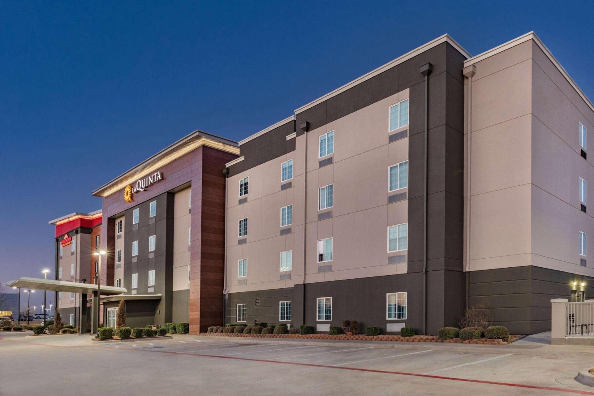 Hawthorn Extended Stay by Wyndham Ardmore photo 2