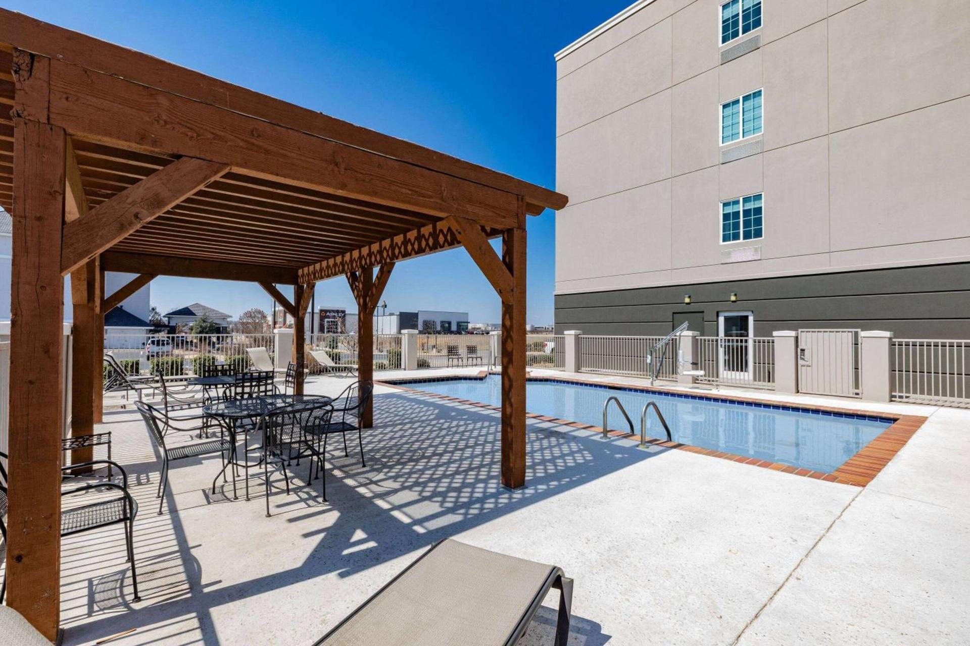 Hawthorn Extended Stay by Wyndham Ardmore photo 5