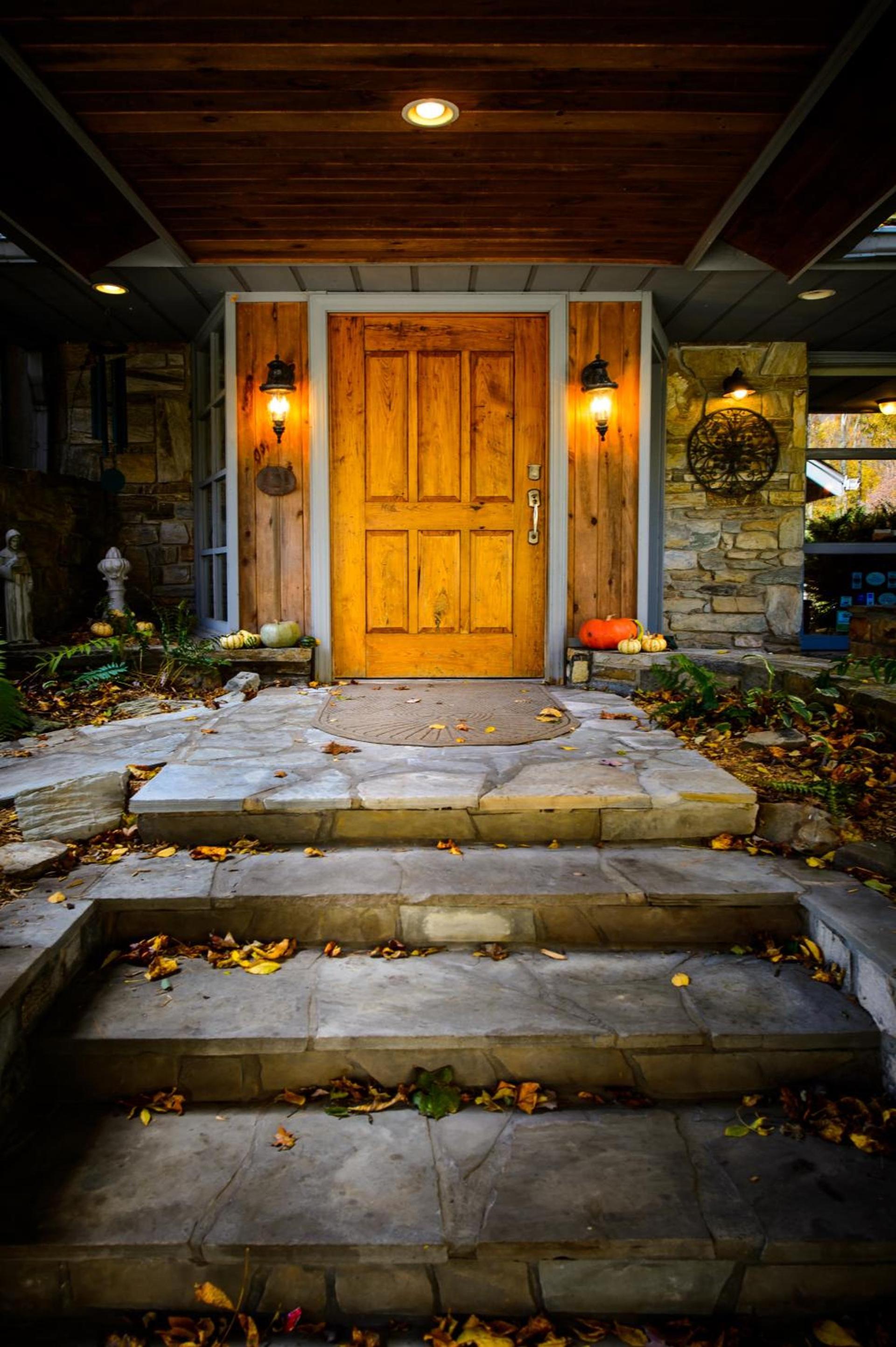 Inn at Crestwood photo 60