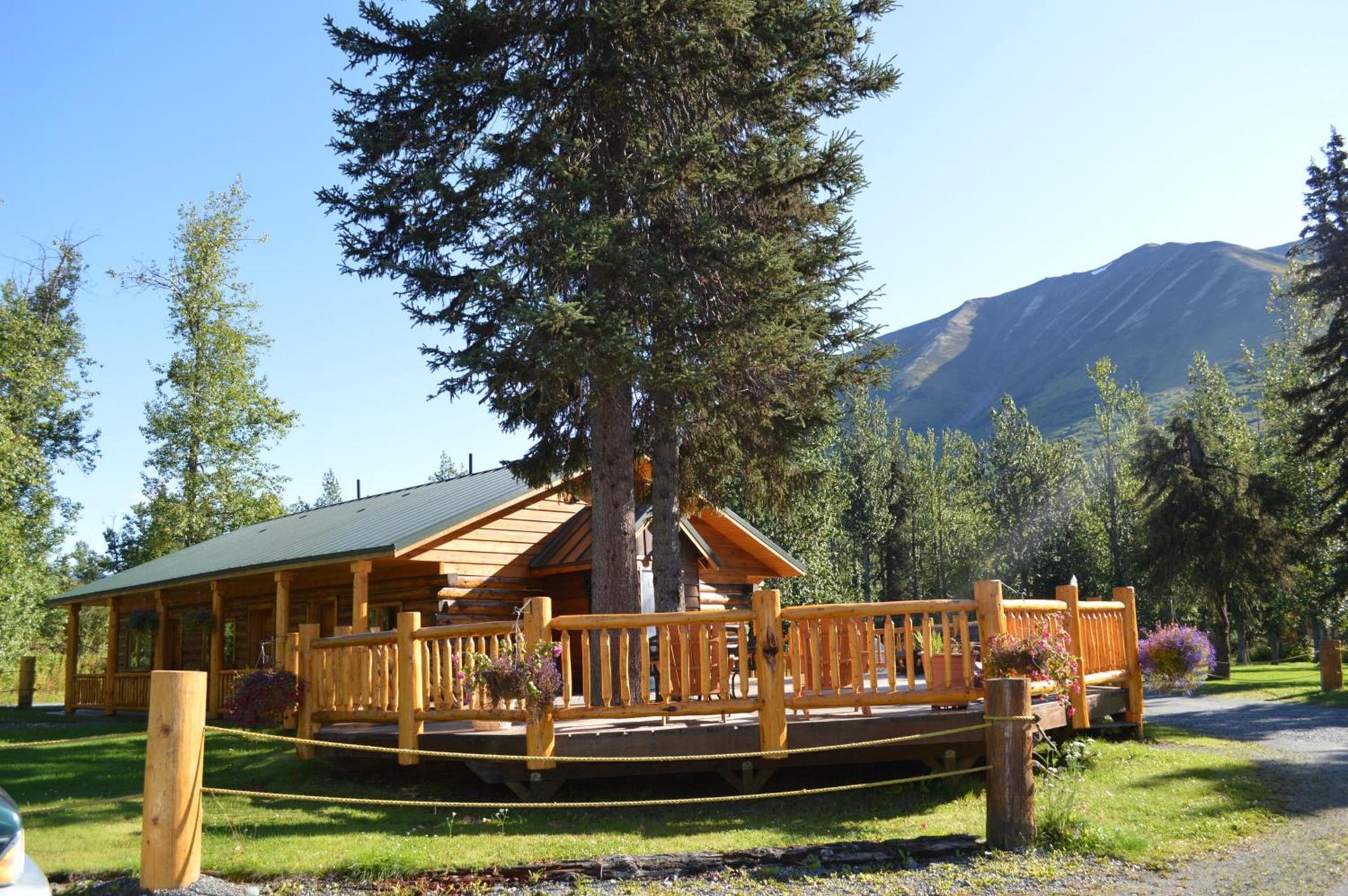 Summit Lake Lodge photo 44