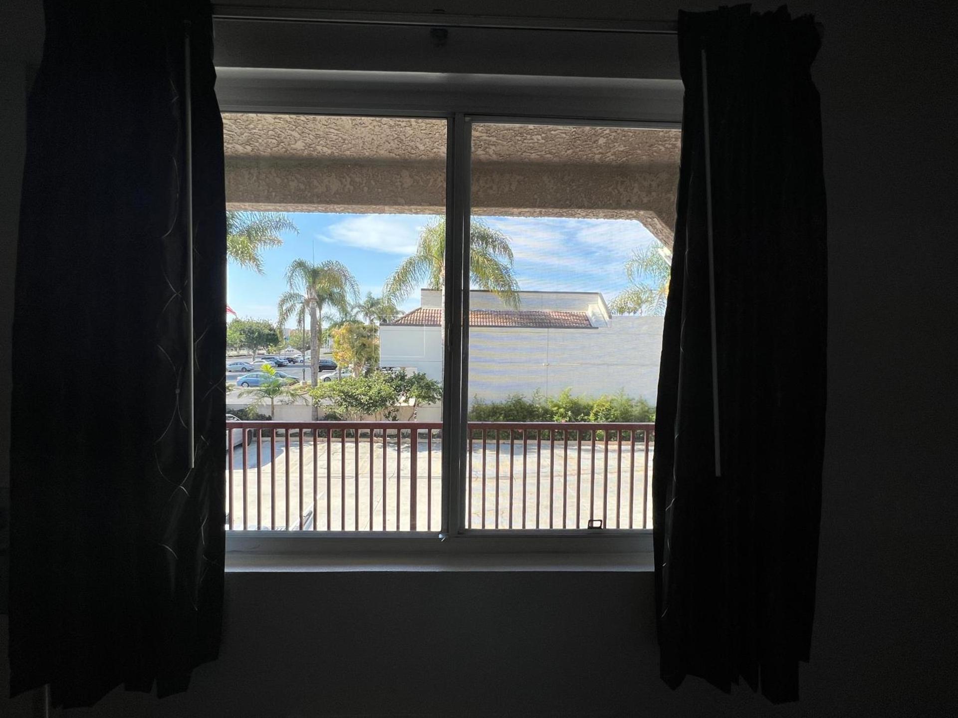 Starlight Inn Huntington Beach photo 12