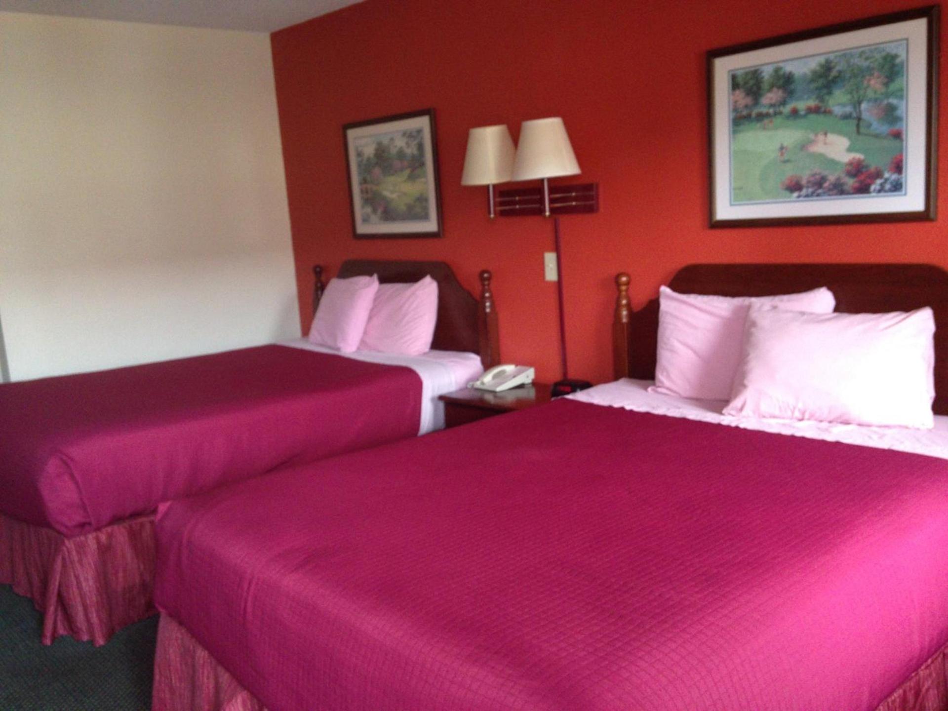Country Hearth Inn & Suites Augusta photo 19