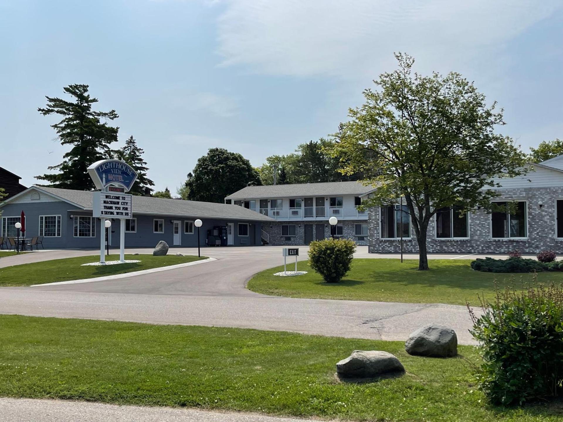 Lighthouse View Motel — hotel in Mackinaw City