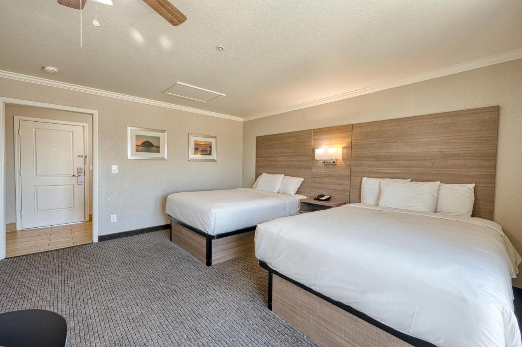Harbor House Inn photo 53