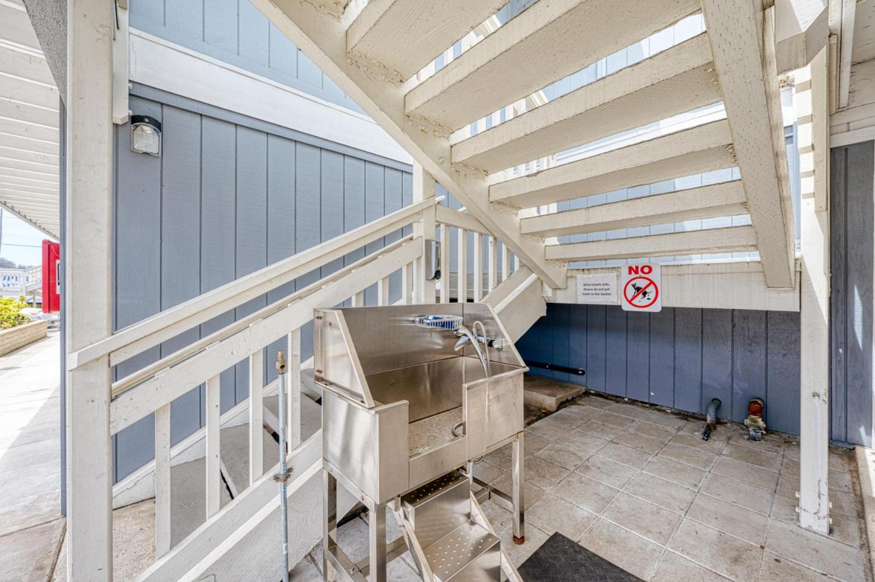 Harbor House Inn photo 55