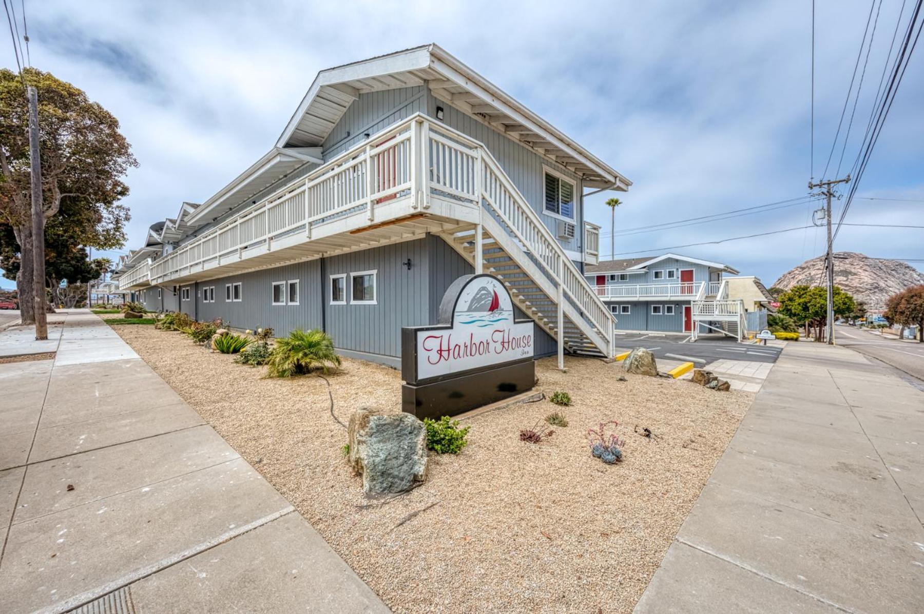 Harbor House Inn photo 20