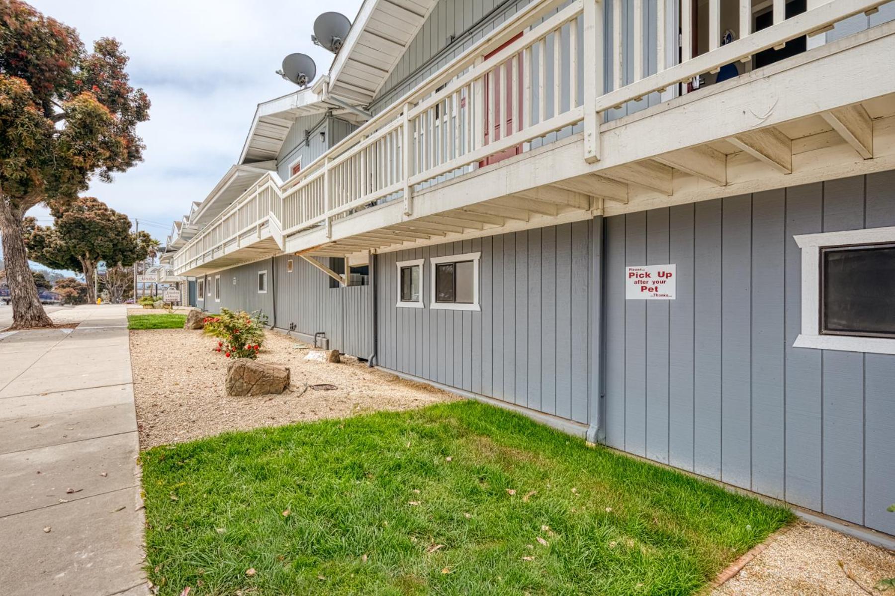Harbor House Inn photo 22