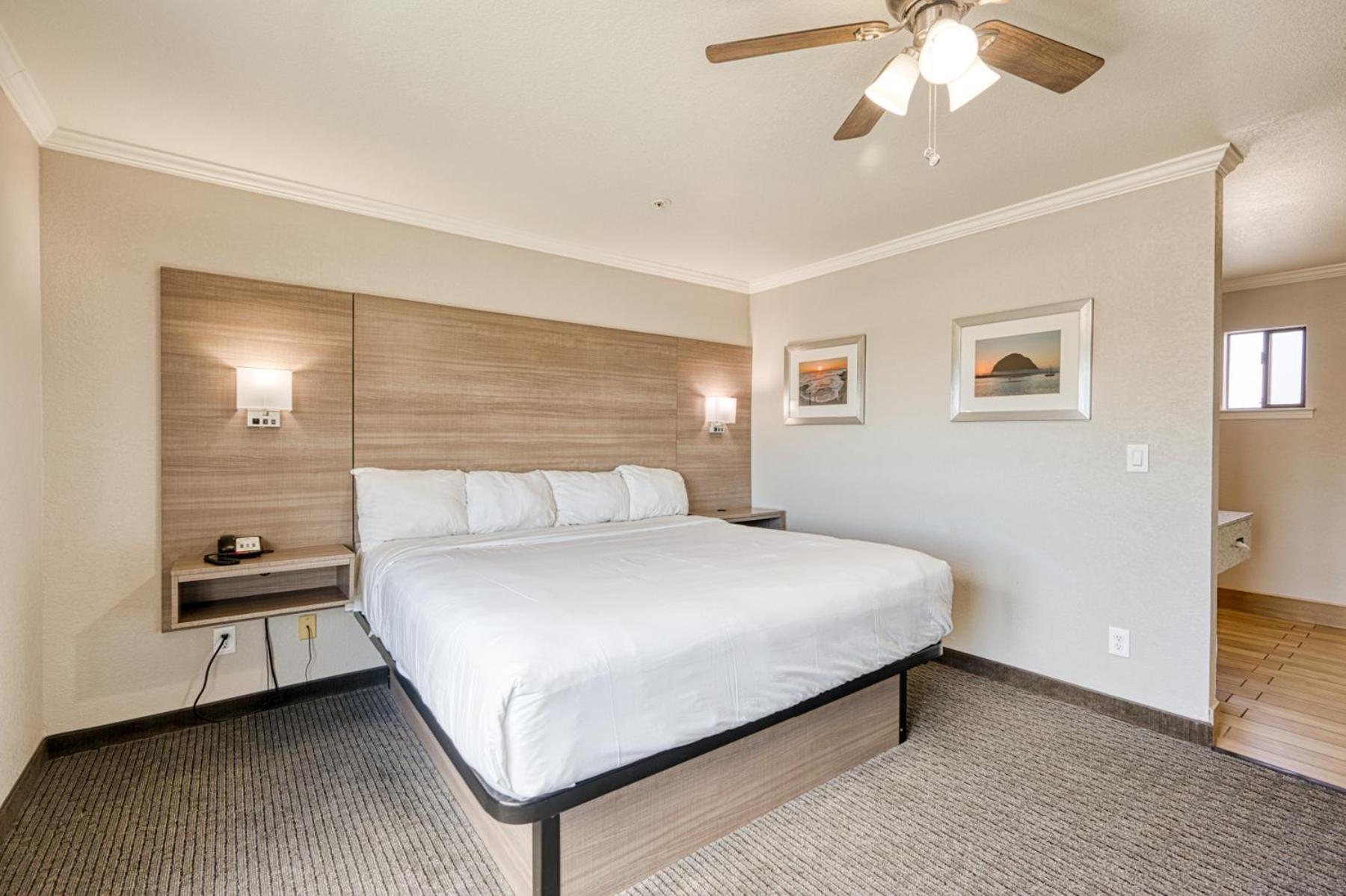 Harbor House Inn photo 36