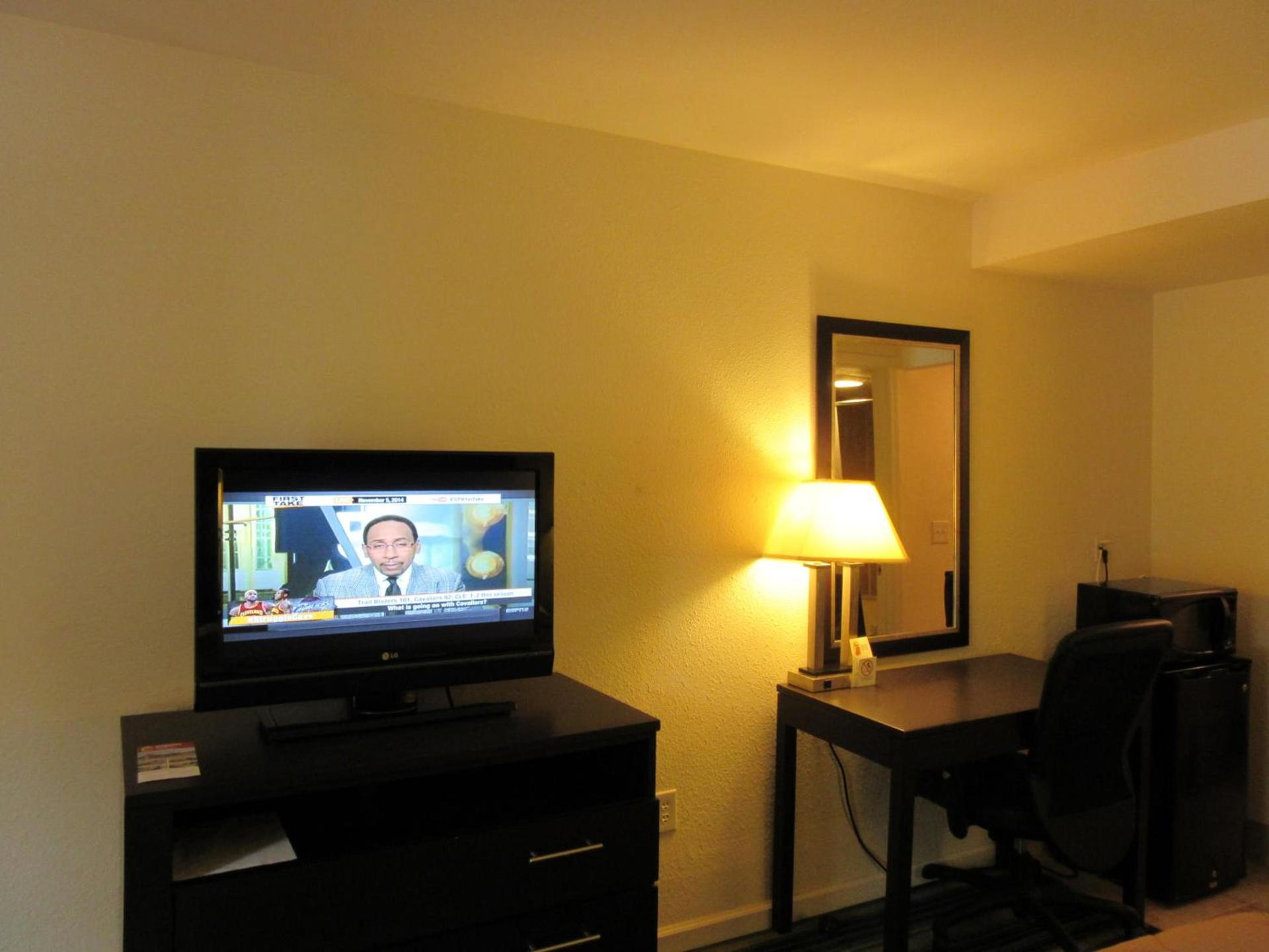 Super 8 by Wyndham Augusta photo 48