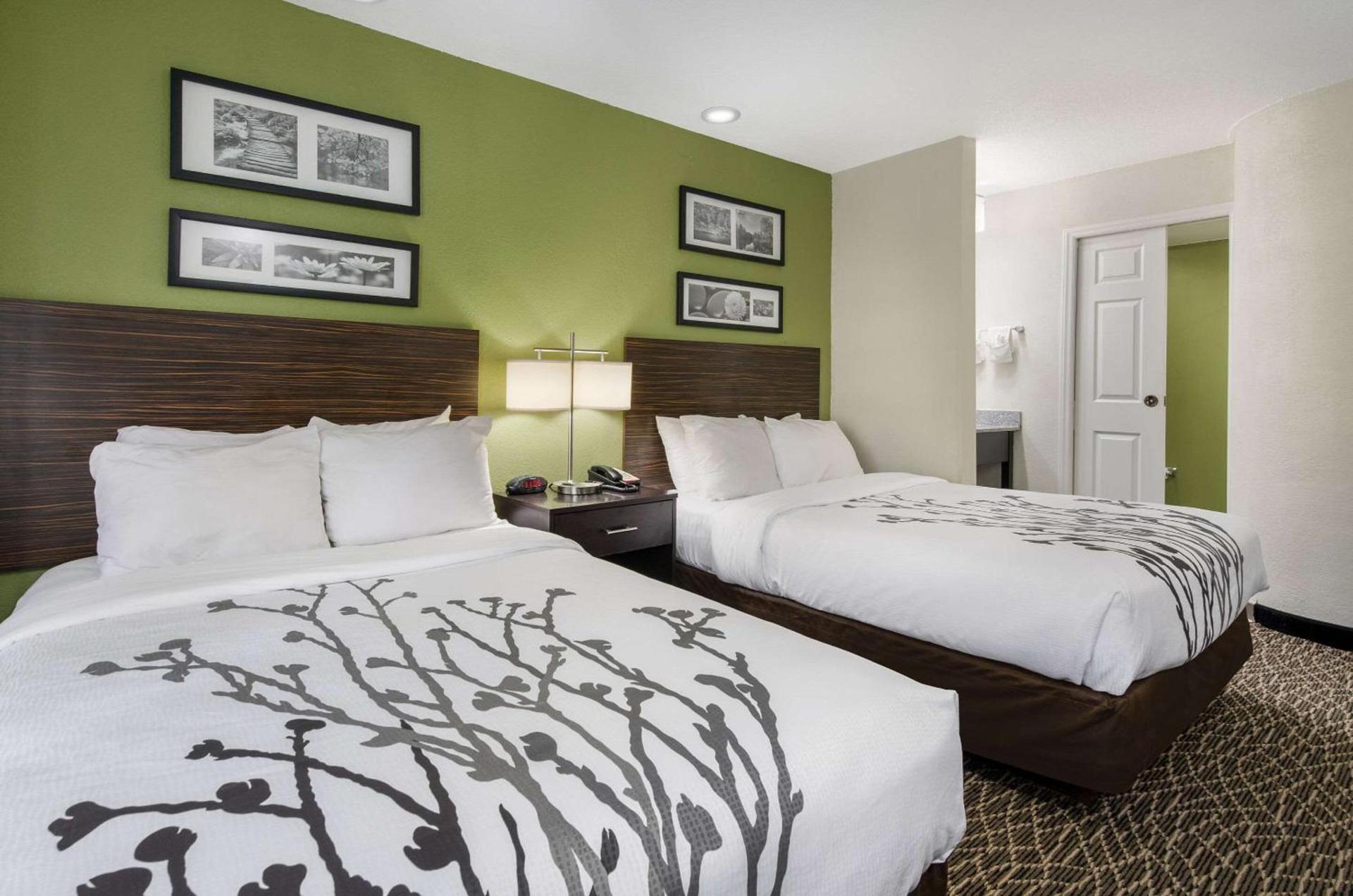 Sleep Inn Hanes Mall photo 9