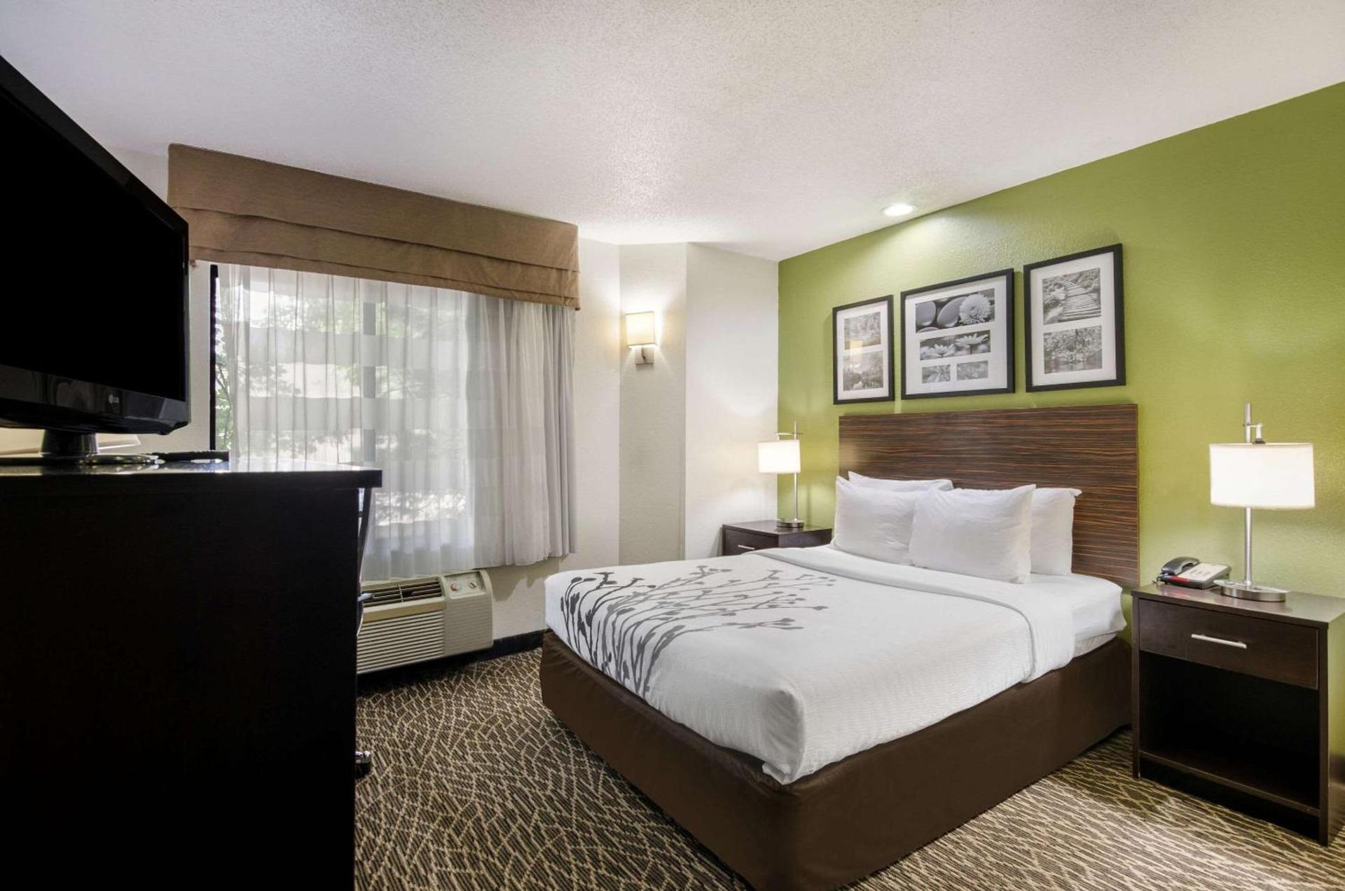 Sleep Inn Hanes Mall photo 10