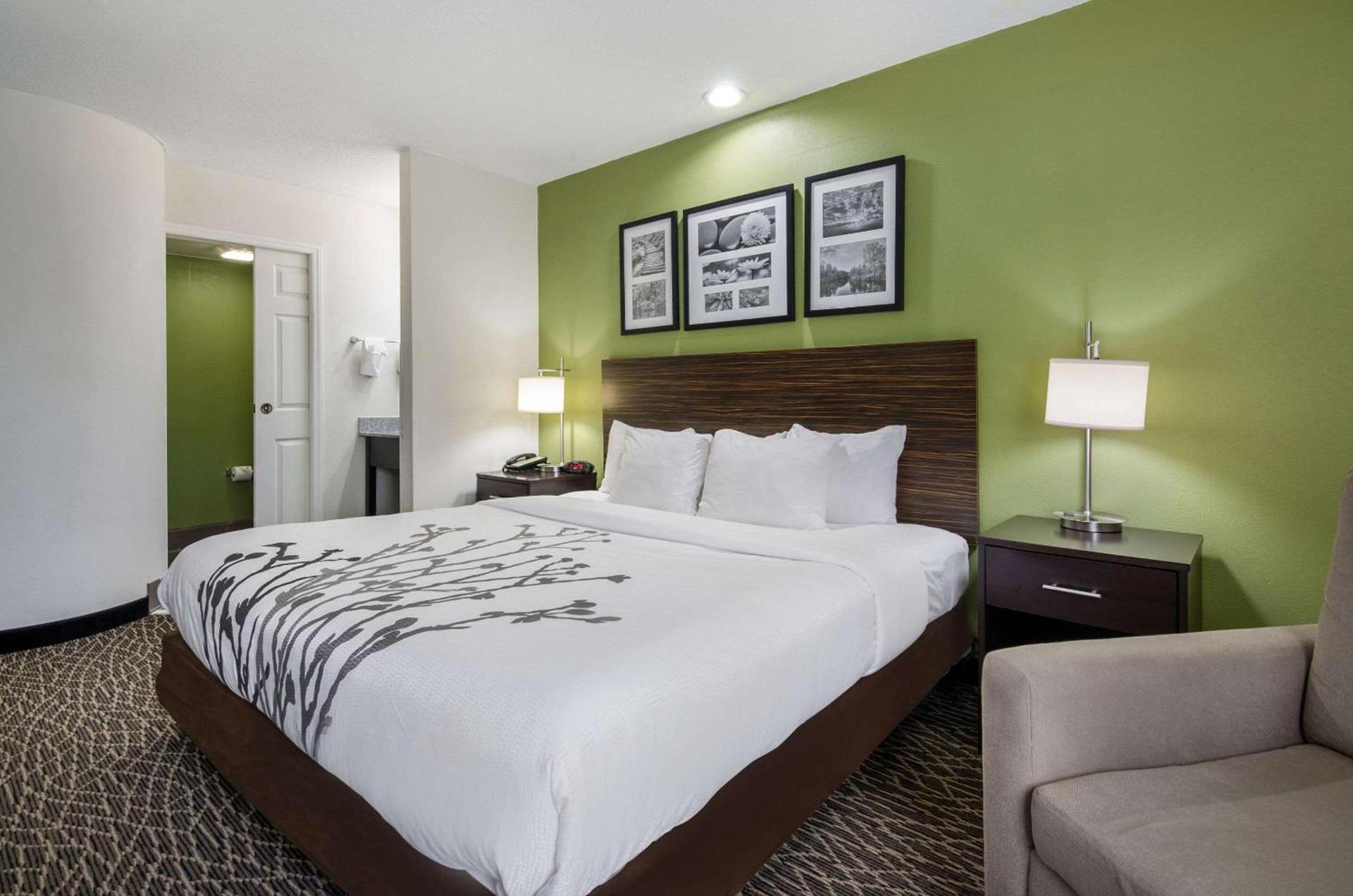 Sleep Inn Hanes Mall photo 18