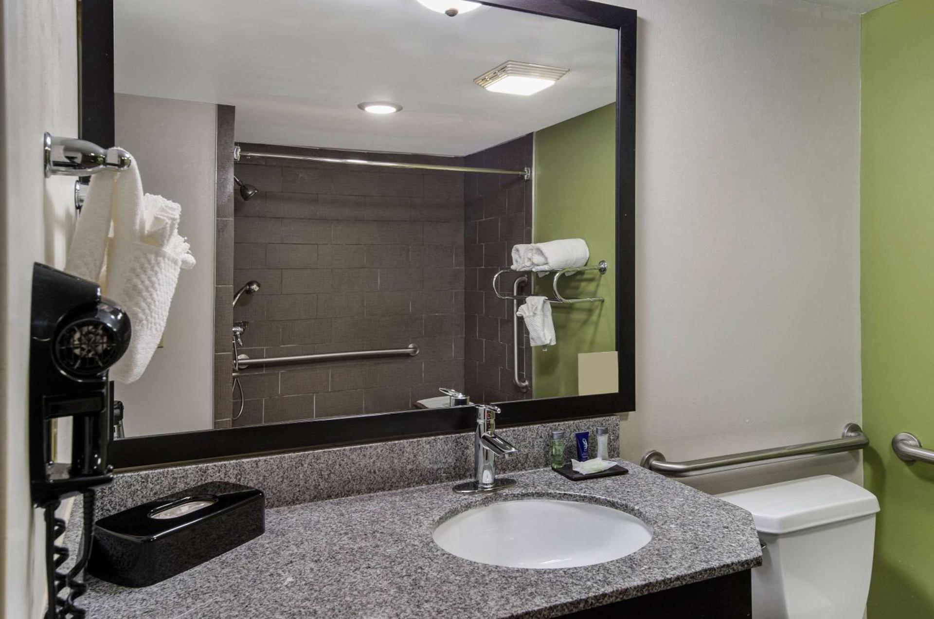 Sleep Inn Hanes Mall photo 21