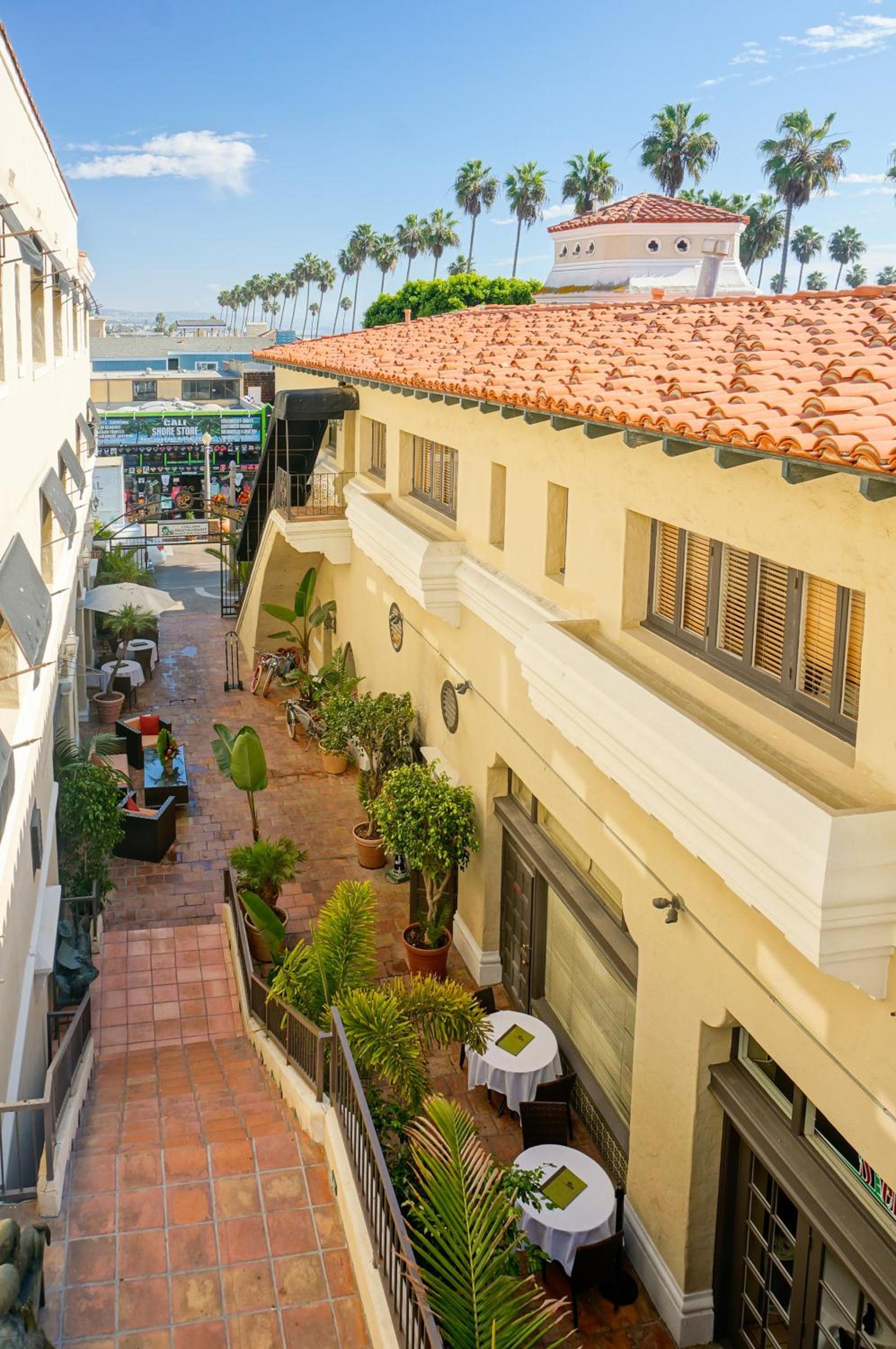 Balboa Inn, On The Beach At Newport photo 46