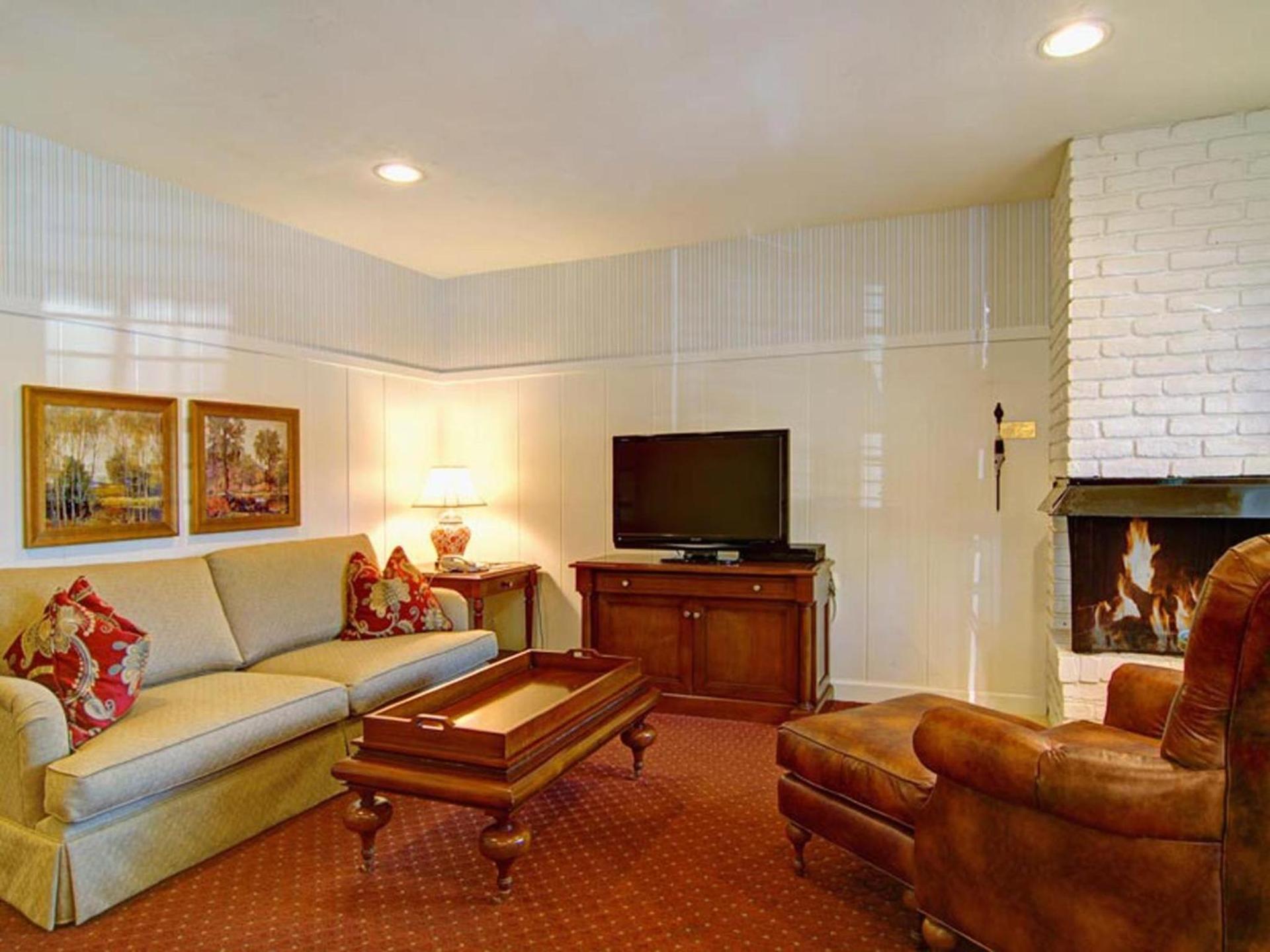 Wayside Inn photo 41