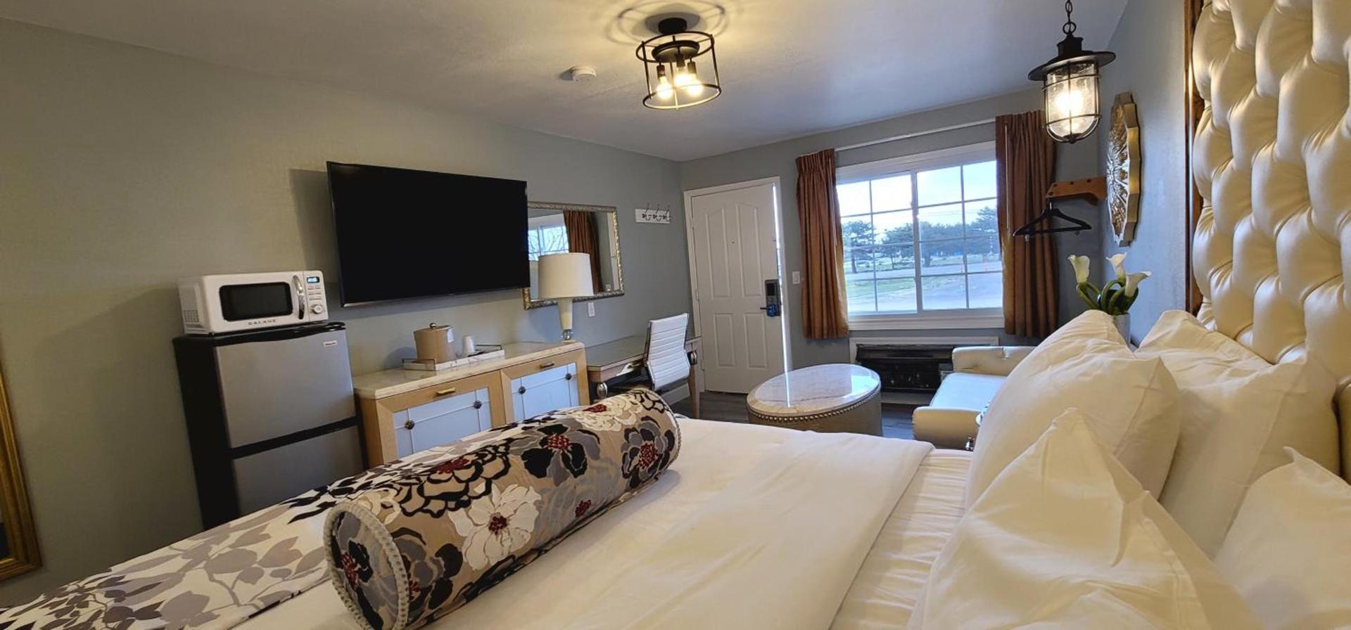 Dragonfly Inn & Suites photo 7