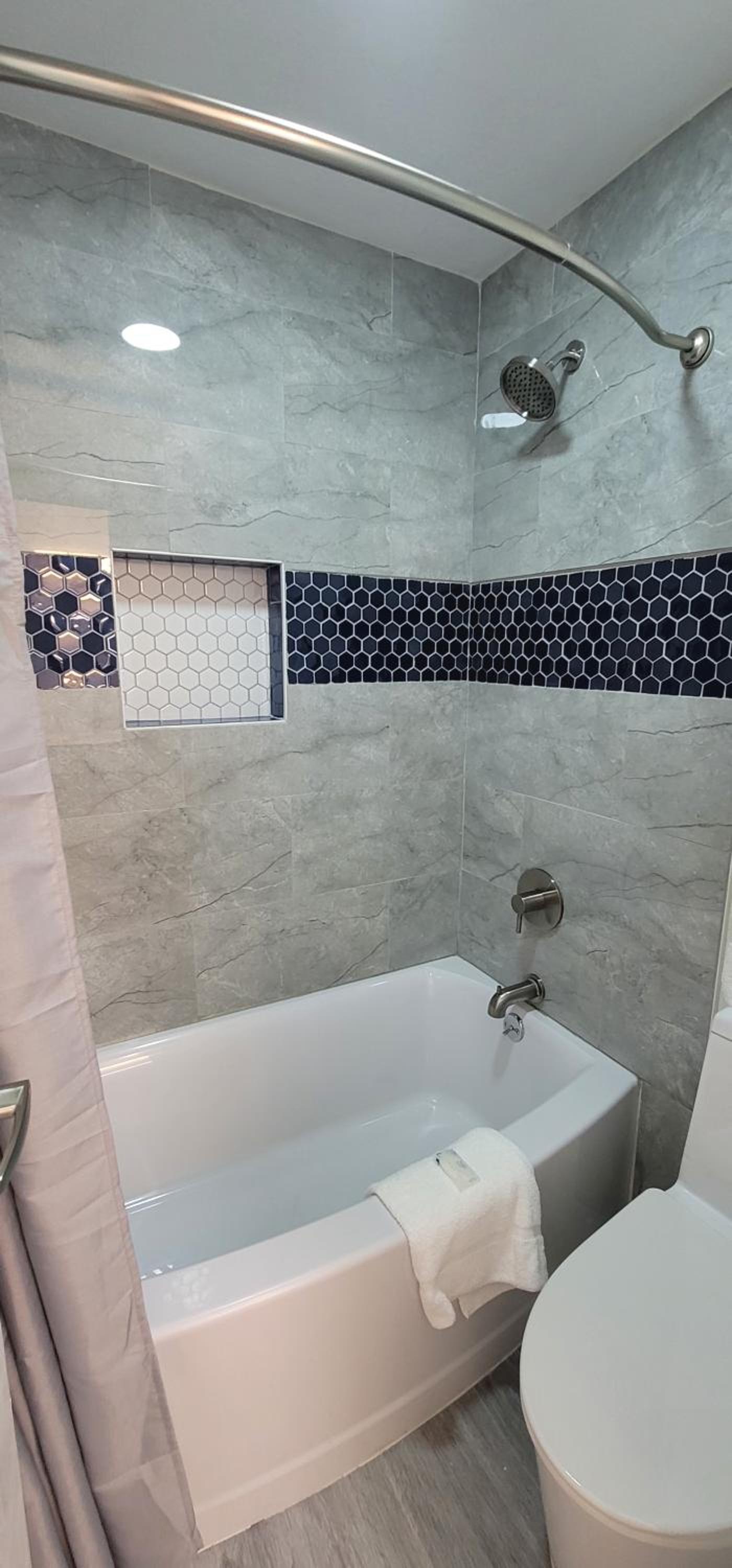 Dragonfly Inn & Suites photo 30