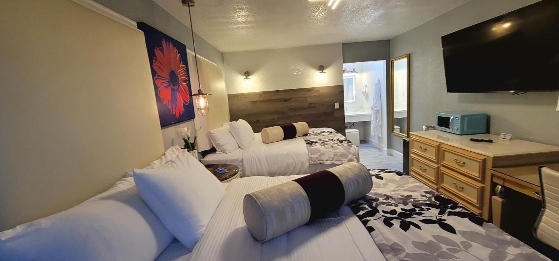 Dragonfly Inn & Suites photo 53