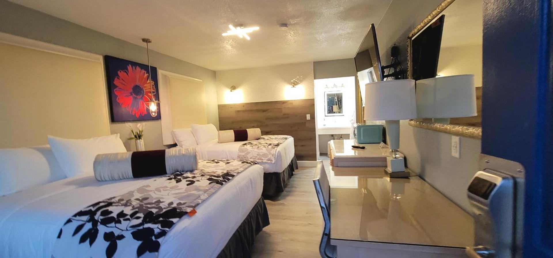 Dragonfly Inn & Suites photo 56