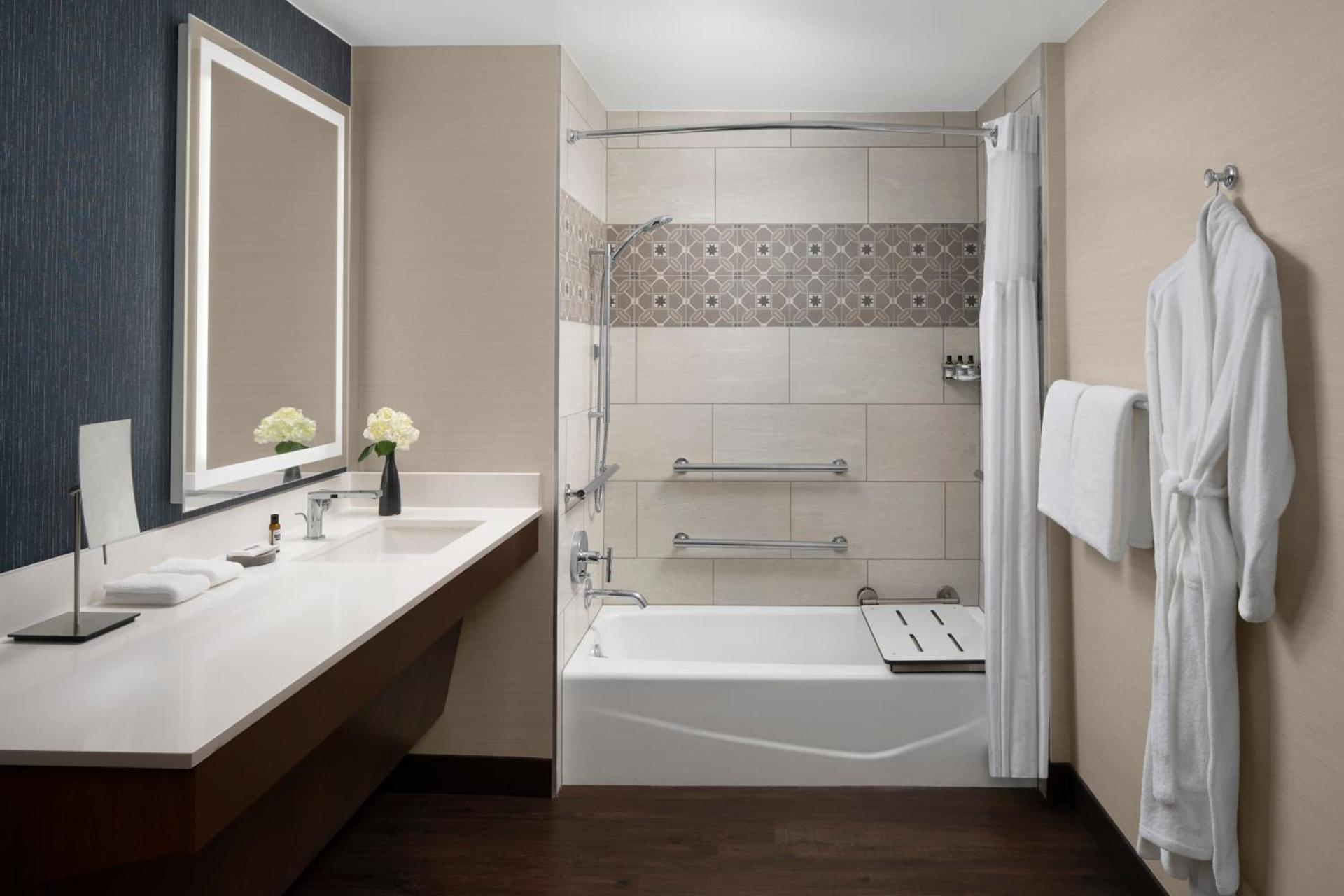 Hyatt Regency Westlake photo 4