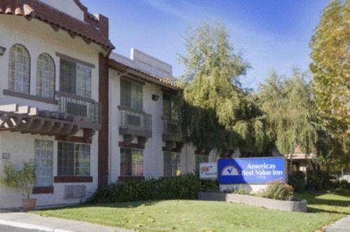 Americas Best Value Inn San Jose Convention Center photo 19