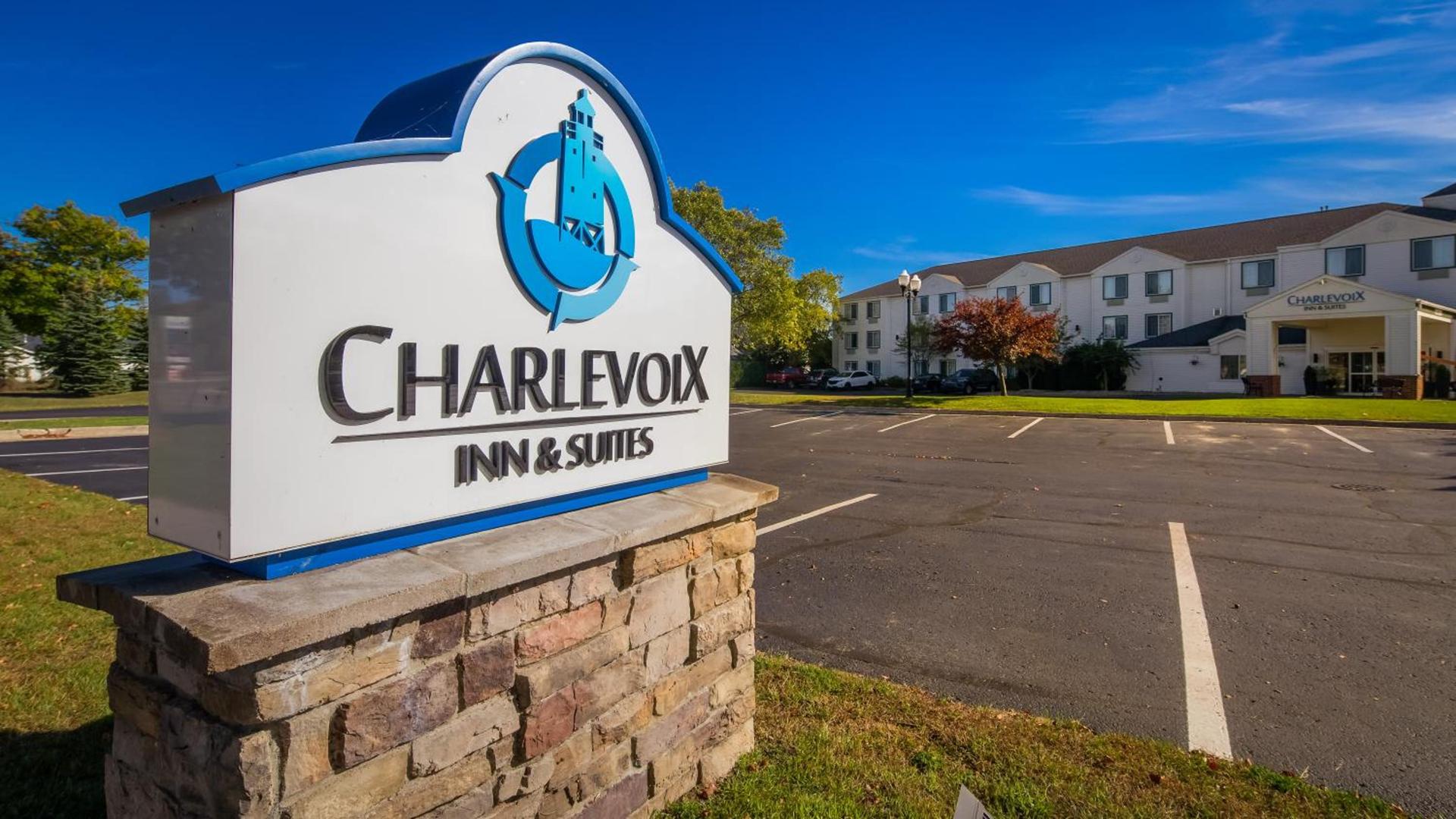 Charlevoix Inn & Suites SureStay Collection by Best Western photo 22