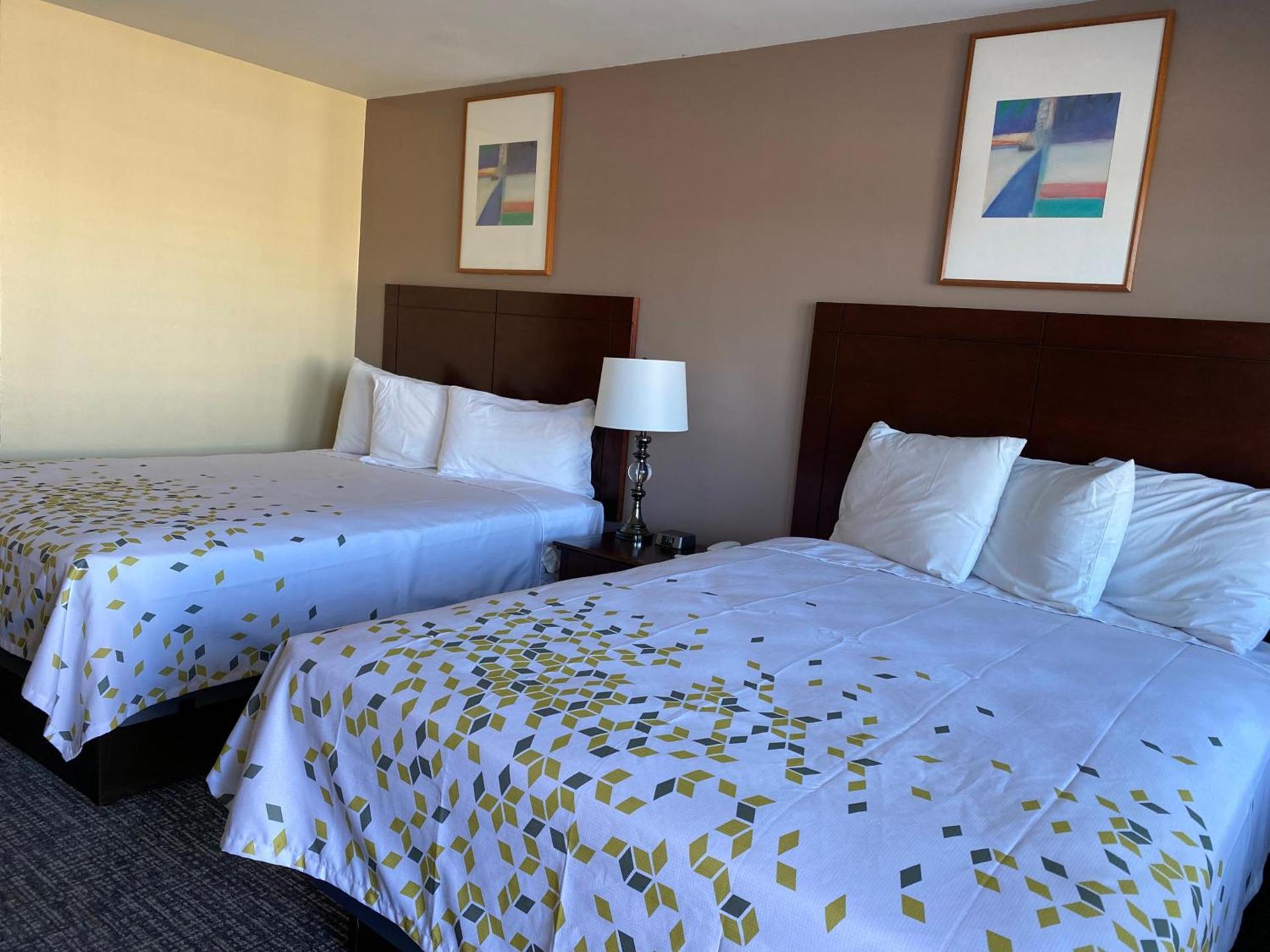 Beachway Inn photo 14