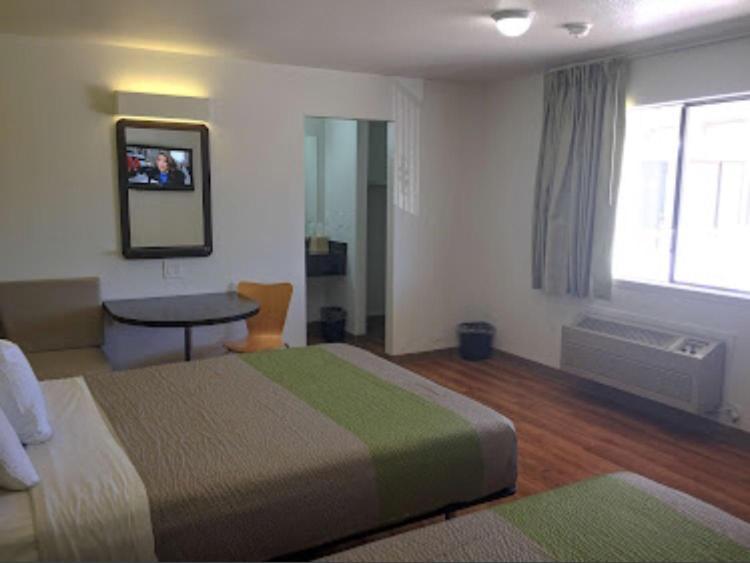 American Inn photo 7