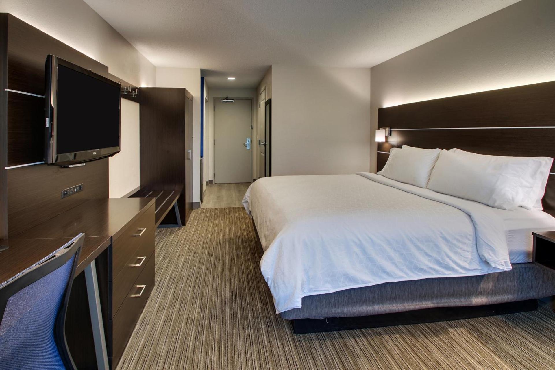 Holiday Inn Express Georgetown by IHG photo 5