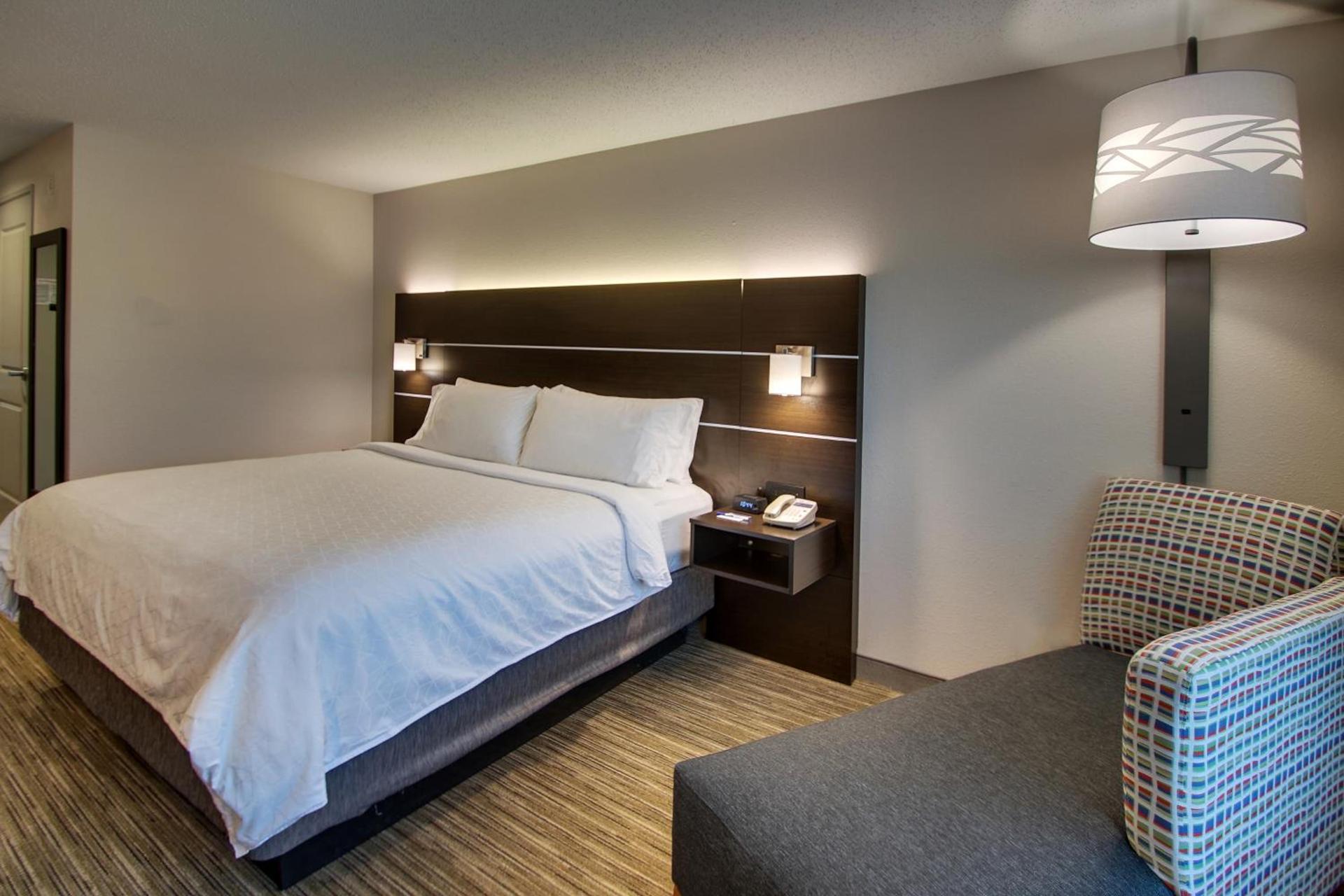Holiday Inn Express Georgetown by IHG photo 4
