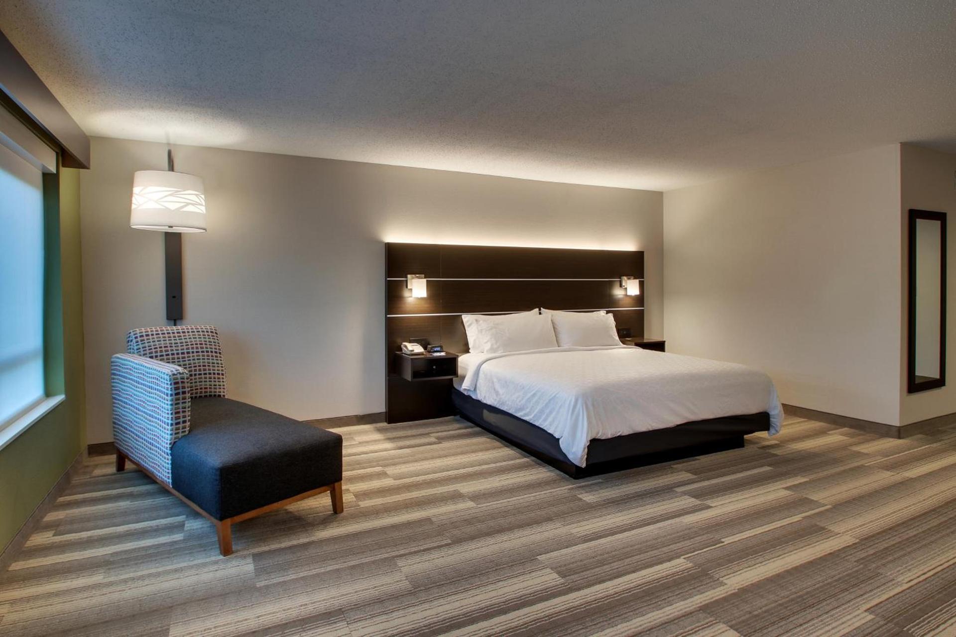 Holiday Inn Express Georgetown by IHG photo 6