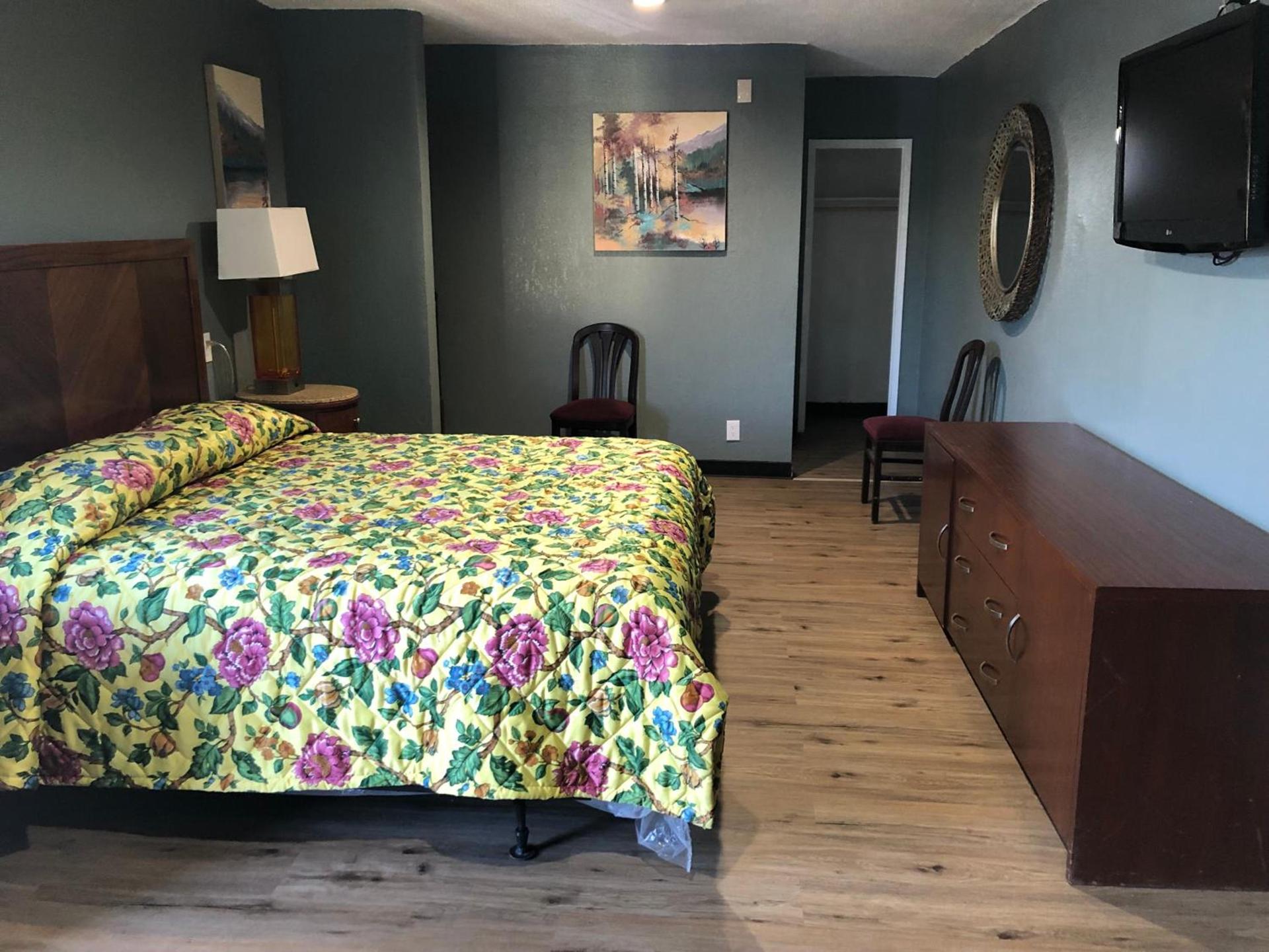 King Castle Motel photo 9