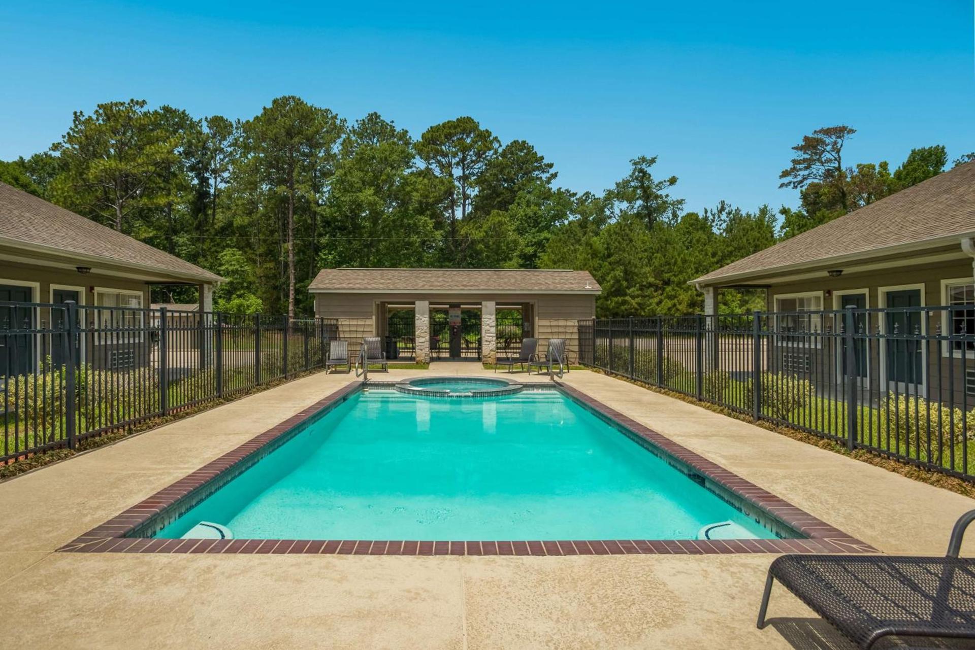 SureStay Hotel by Best Western Leesville photo 4