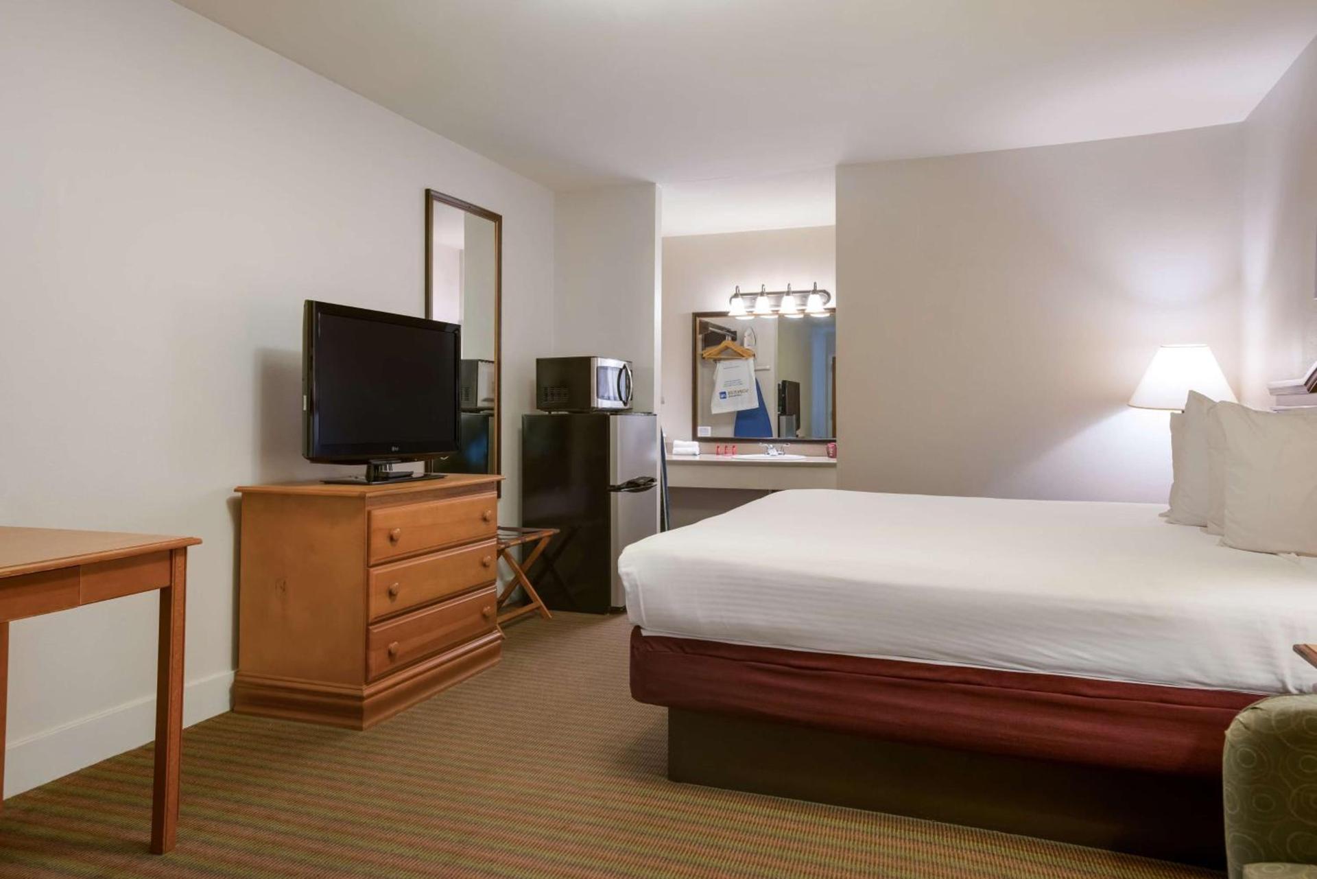 SureStay Hotel by Best Western Leesville photo 16