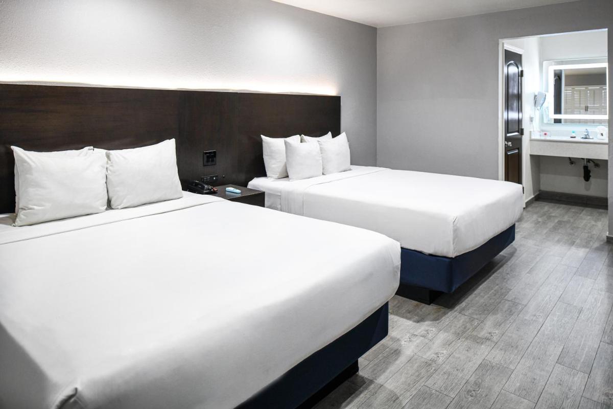 Hollywood Inn Express LAX photo 7