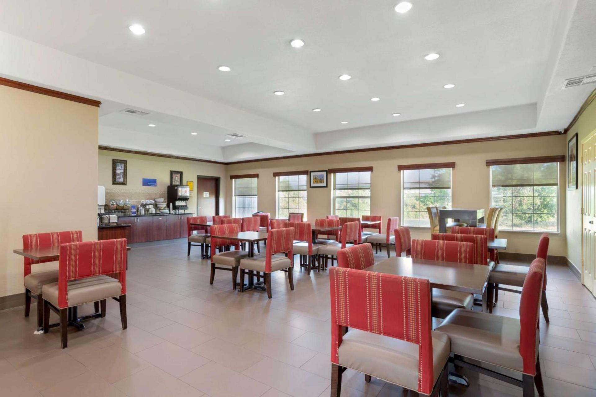 Best Western Texas City photo 34