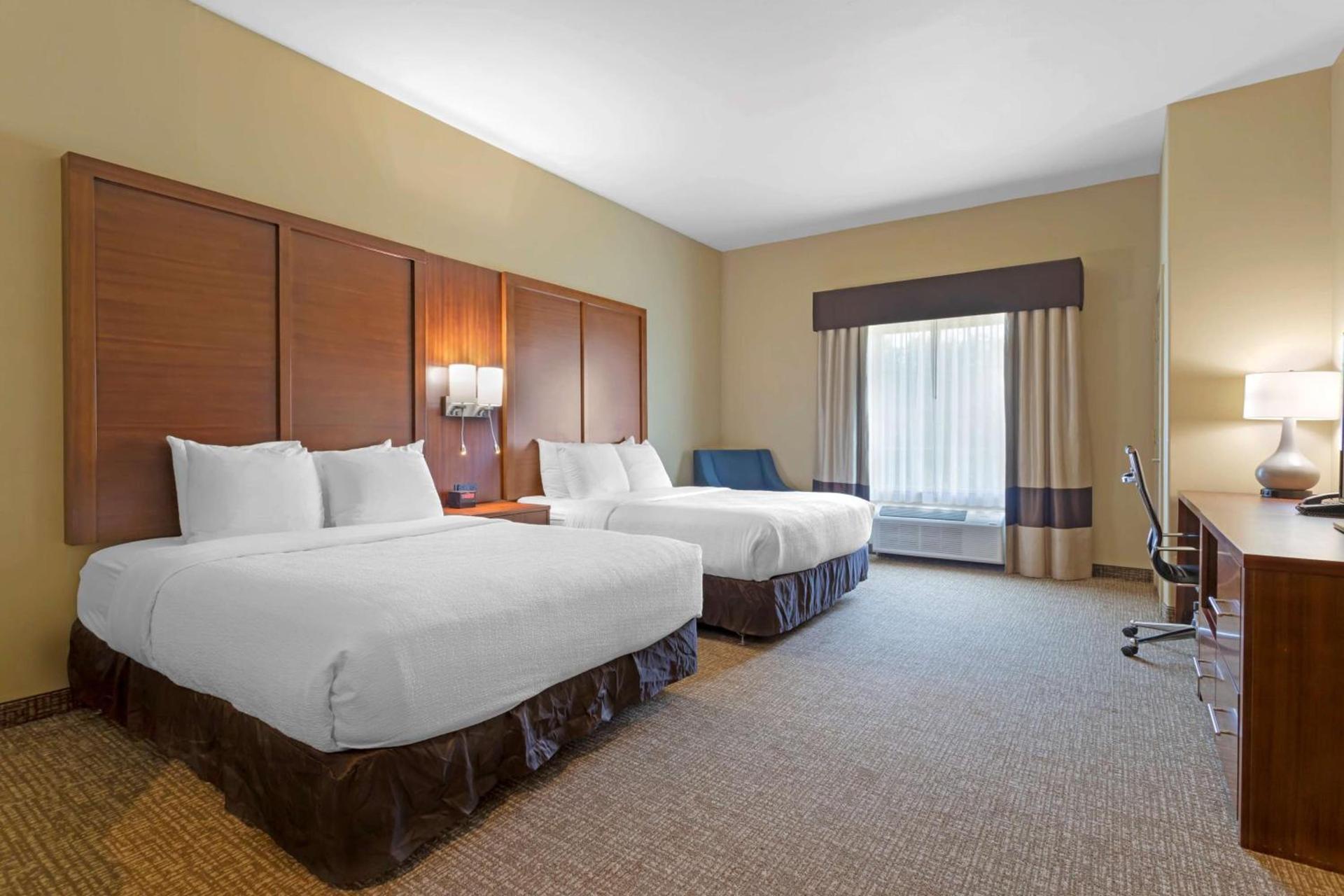 Best Western Texas City photo 23