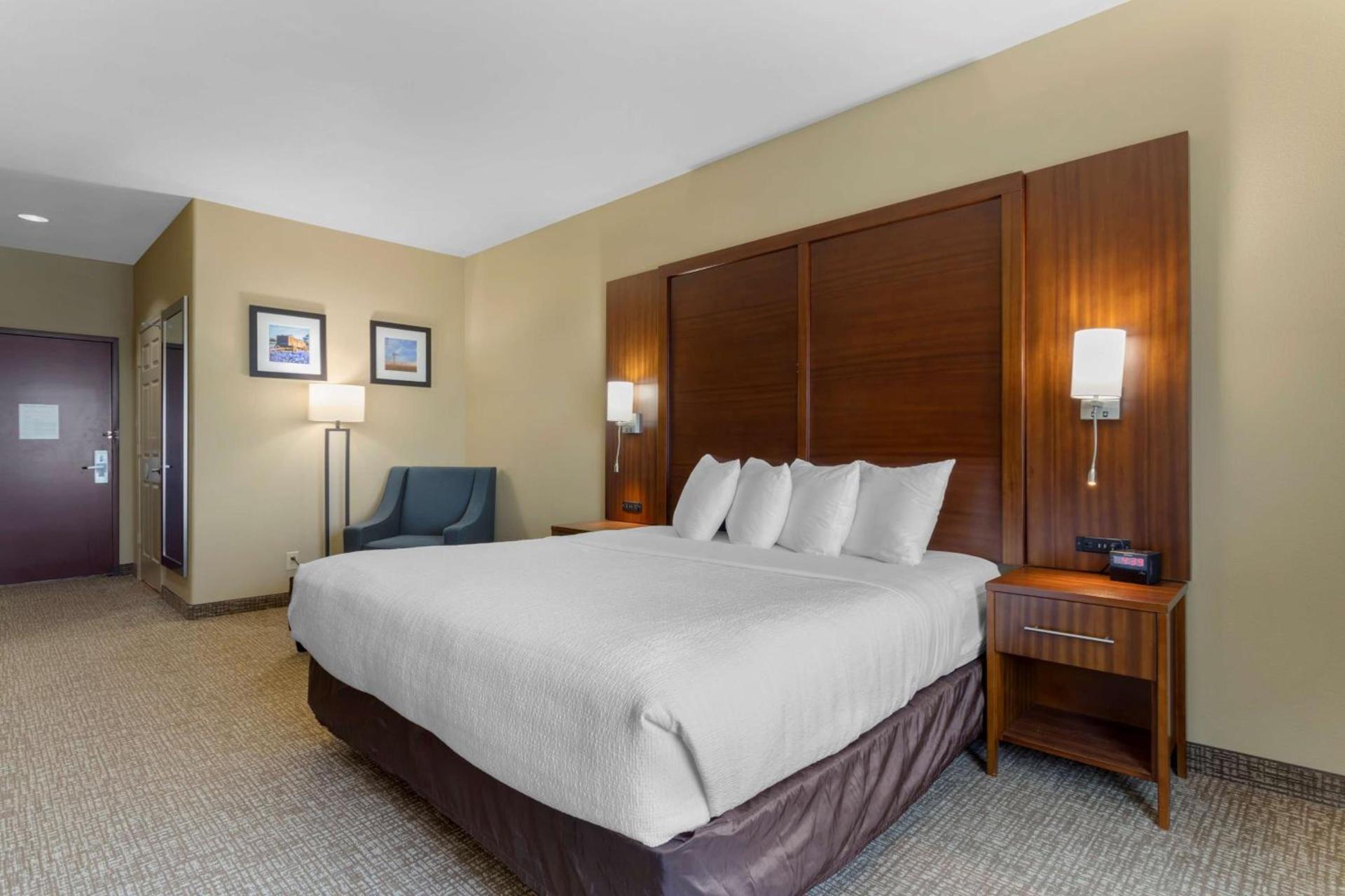 Best Western Texas City photo 7