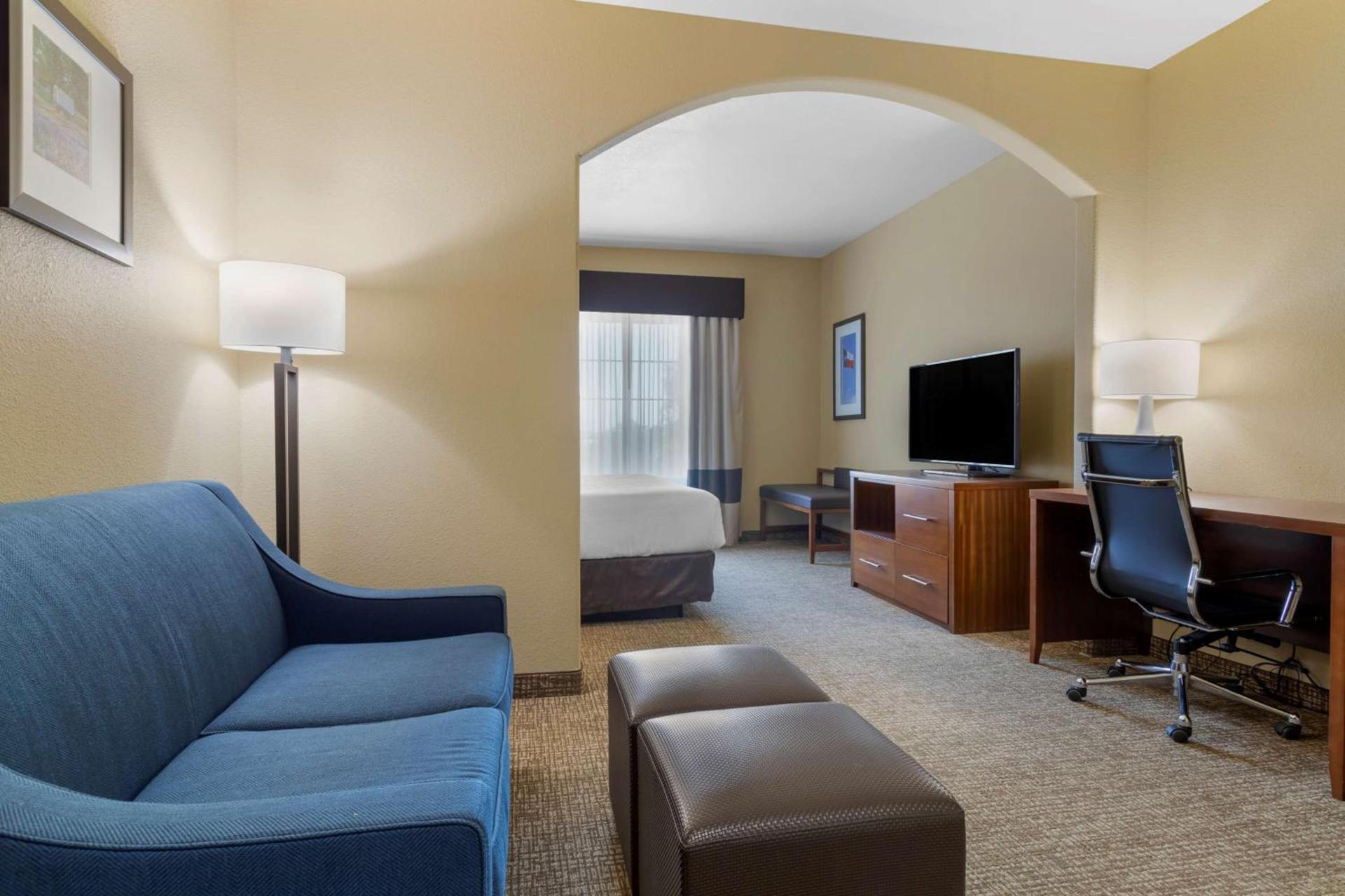 Best Western Texas City photo 36