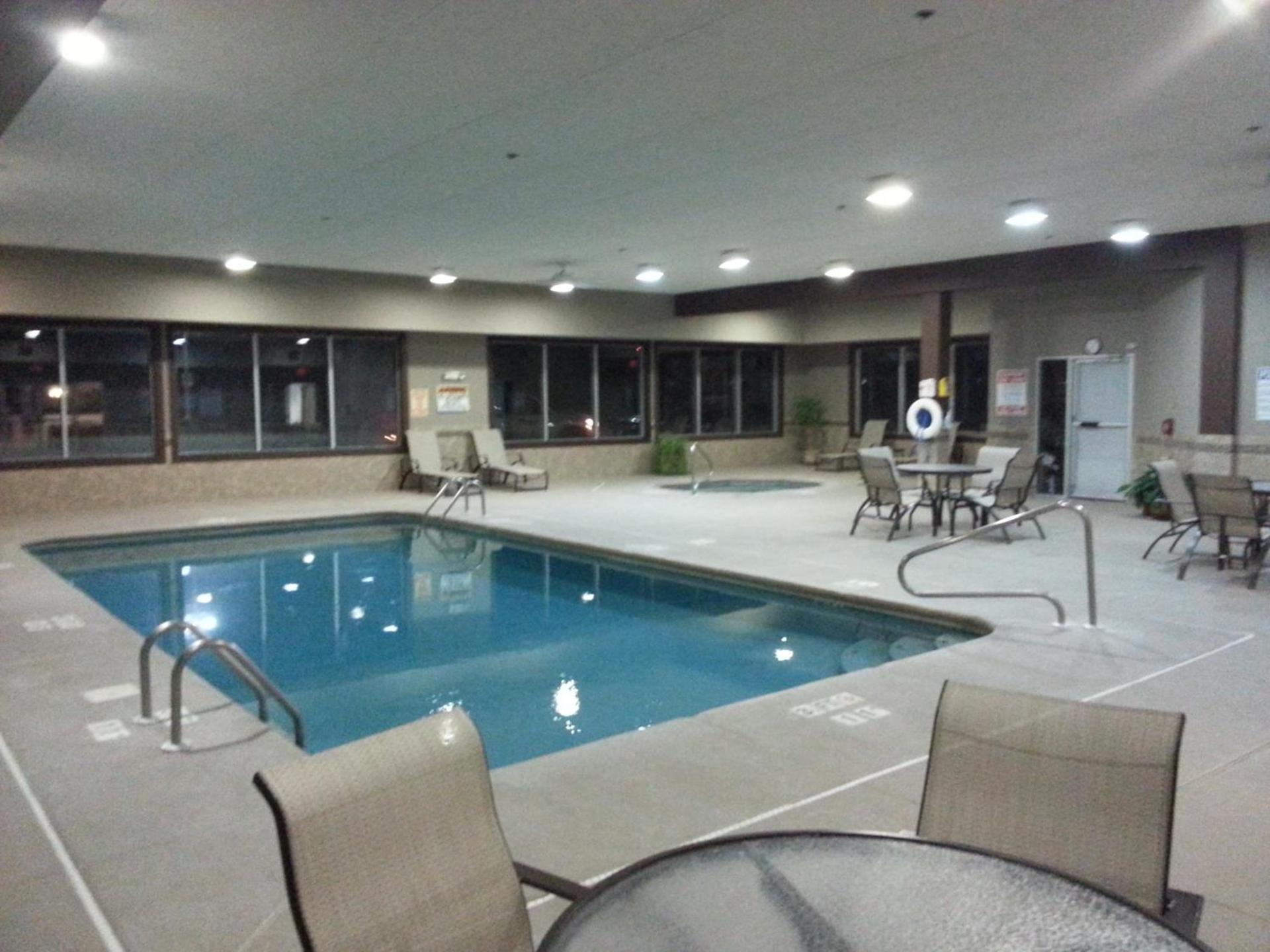 Country Inn & Suites by Radisson, Sidney, NE photo 21