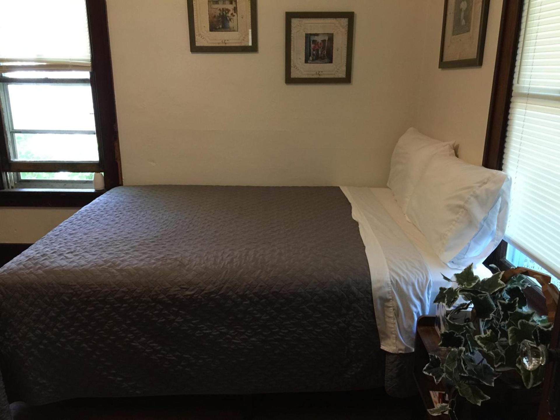 East Side Motel & Cabins photo 19