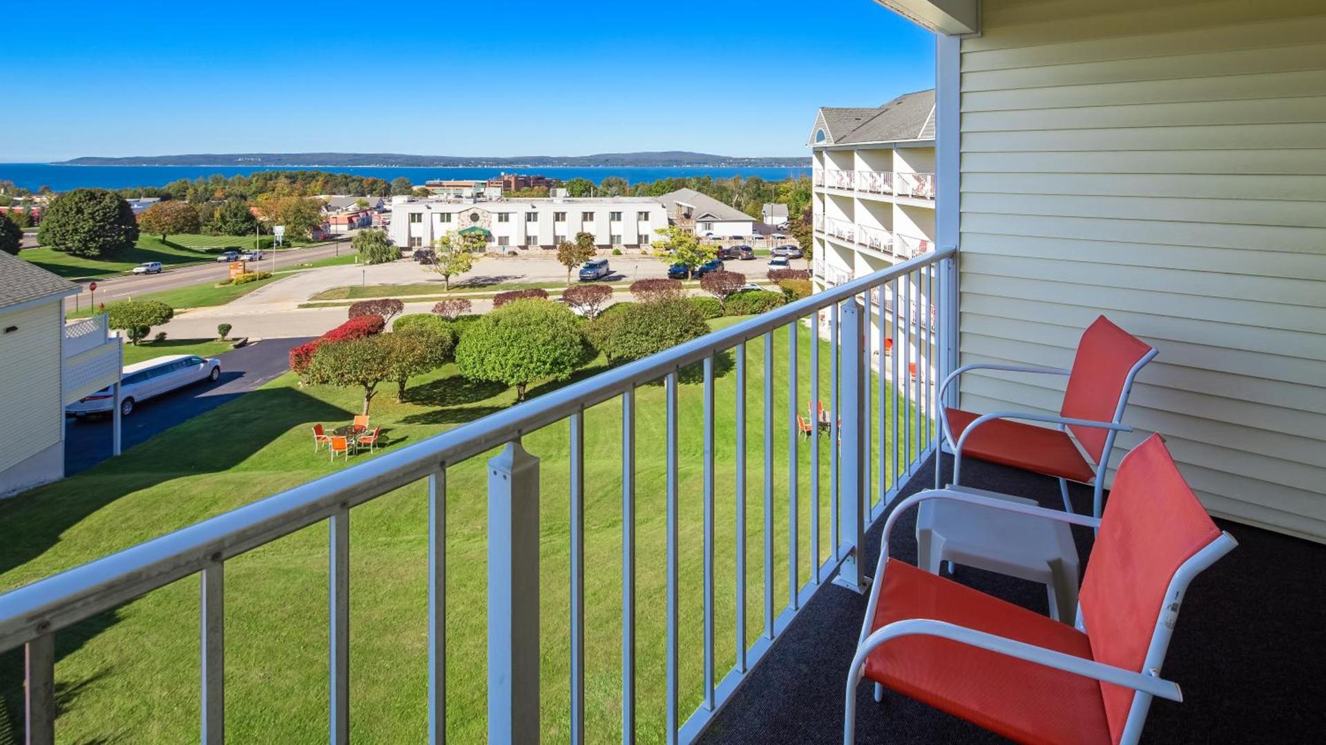 Apple Tree Inn; SureStay Collection by Best Western photo 36