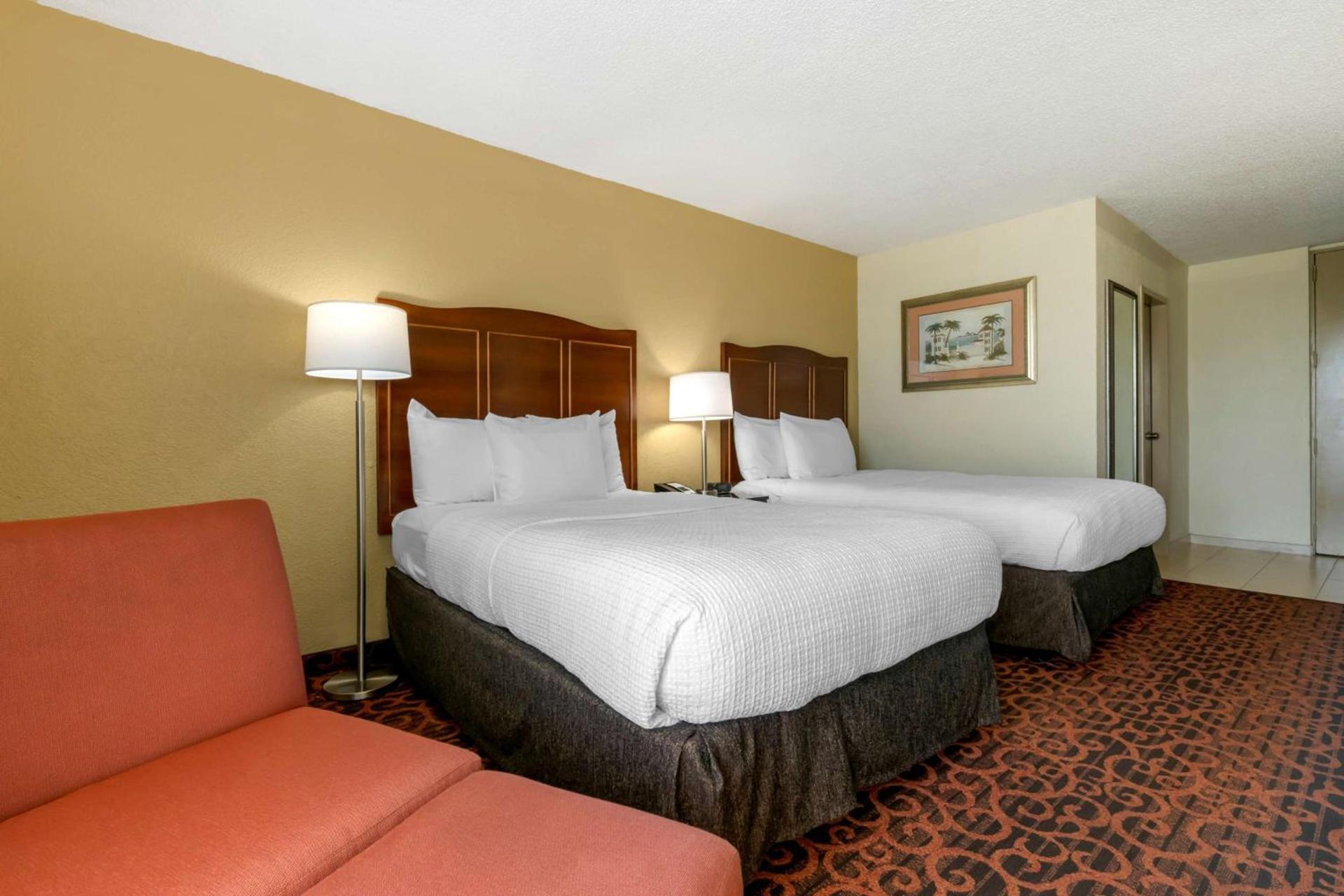 Best Western Plus North Miami-Bal Harbour photo 14