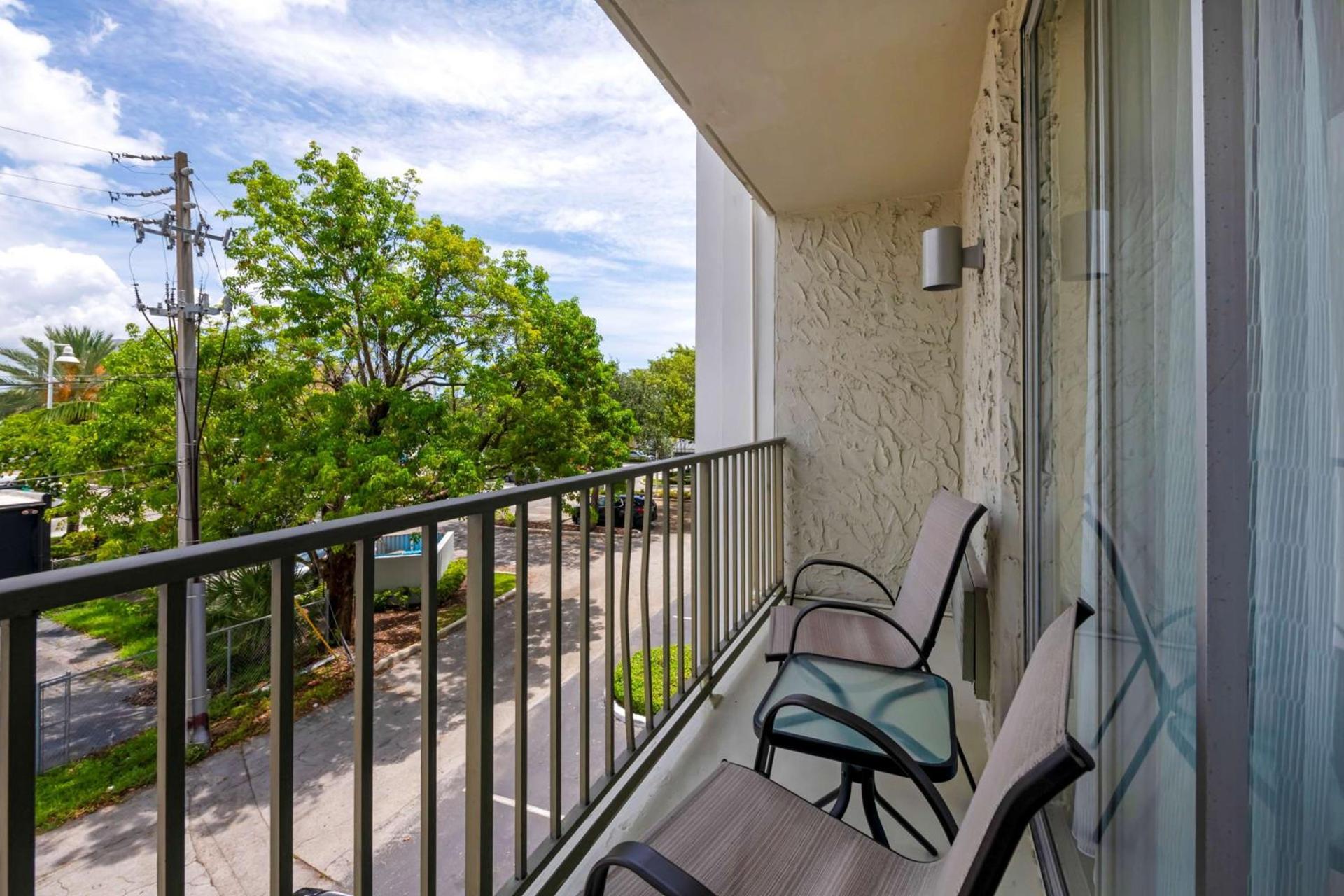 Best Western Plus North Miami-Bal Harbour photo 20