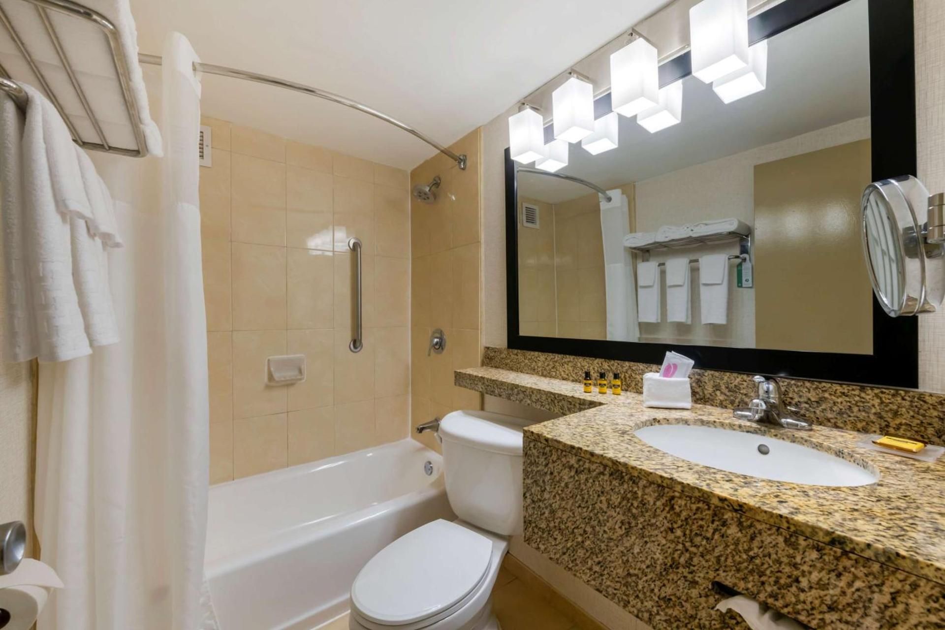 Best Western Plus North Miami-Bal Harbour photo 31